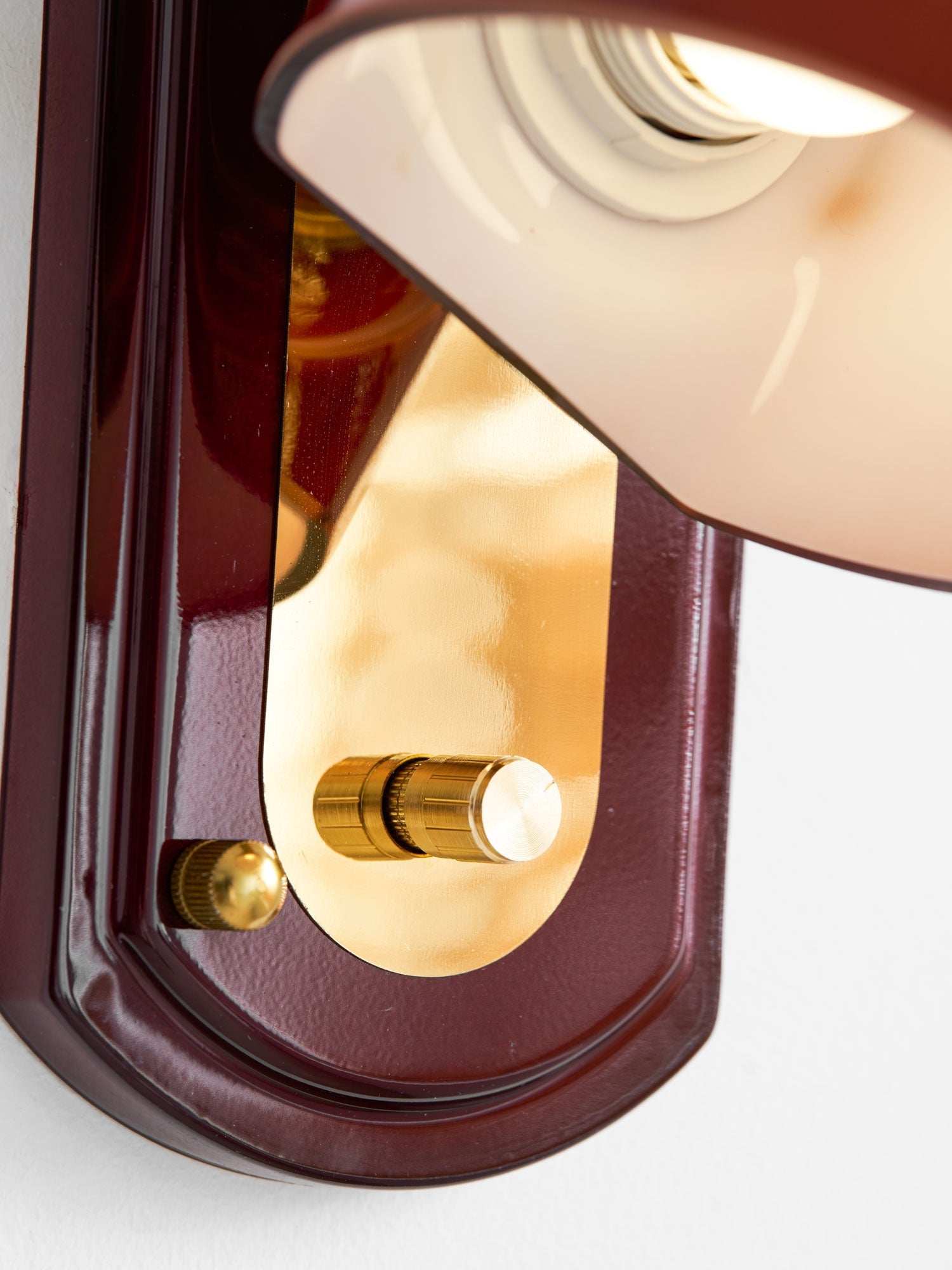 Valeview Dome Indoor Wall Light