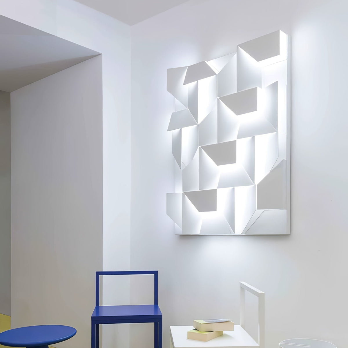 Arthaen Shadows Grand Sconce Wall lamp
