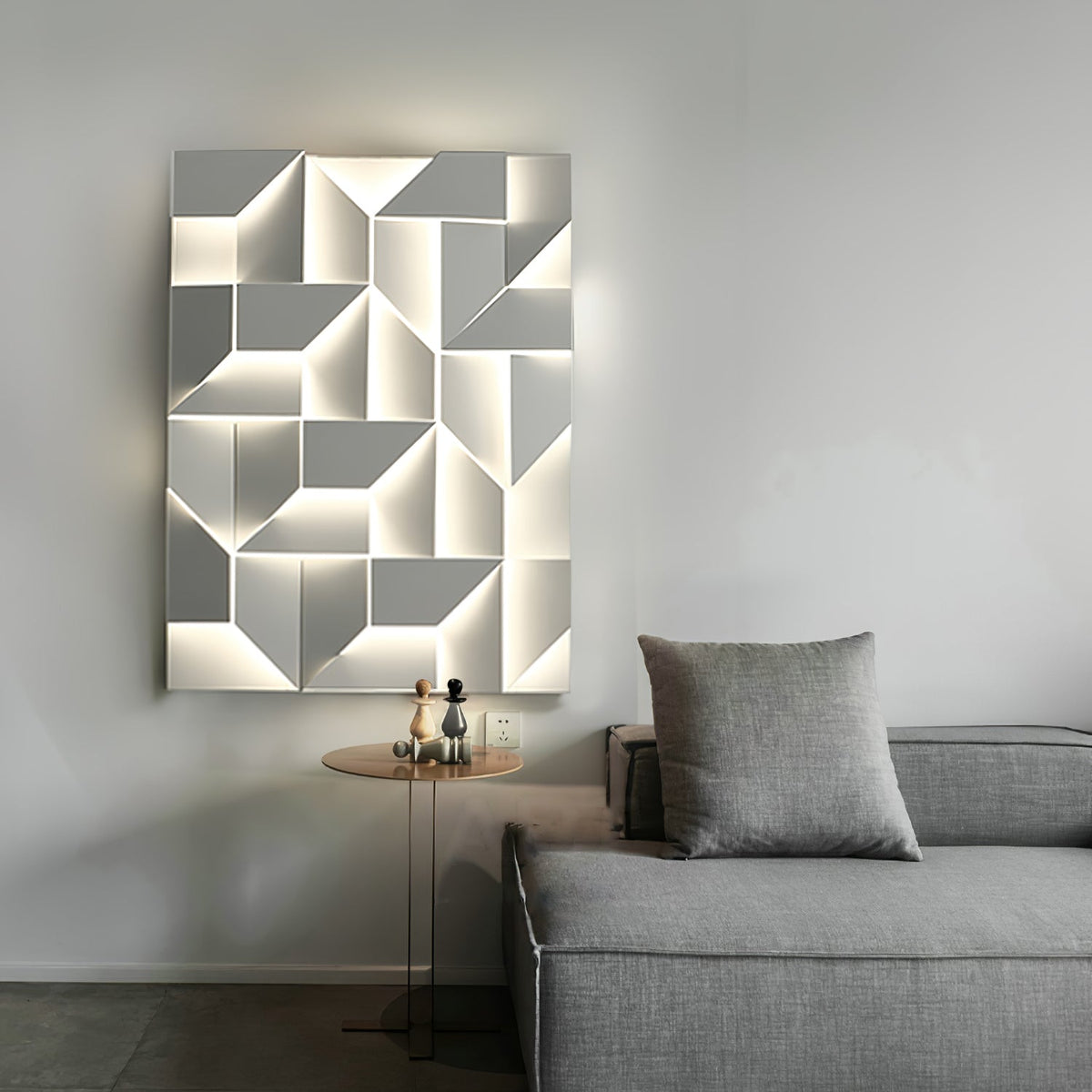 Wynor Shadows Grand Sconce Wall Lamp