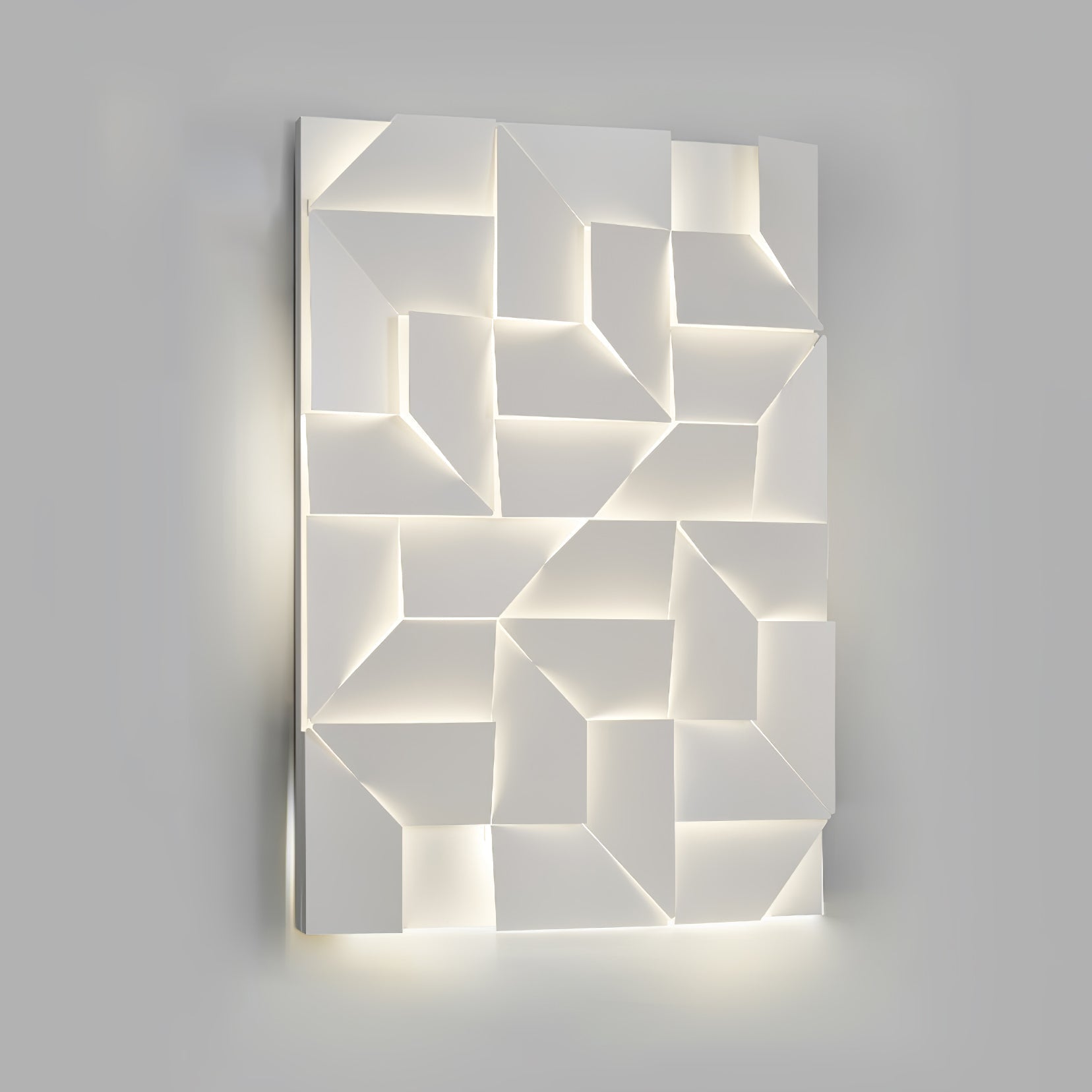 Wynor Shadows Grand Sconce Wall Lamp