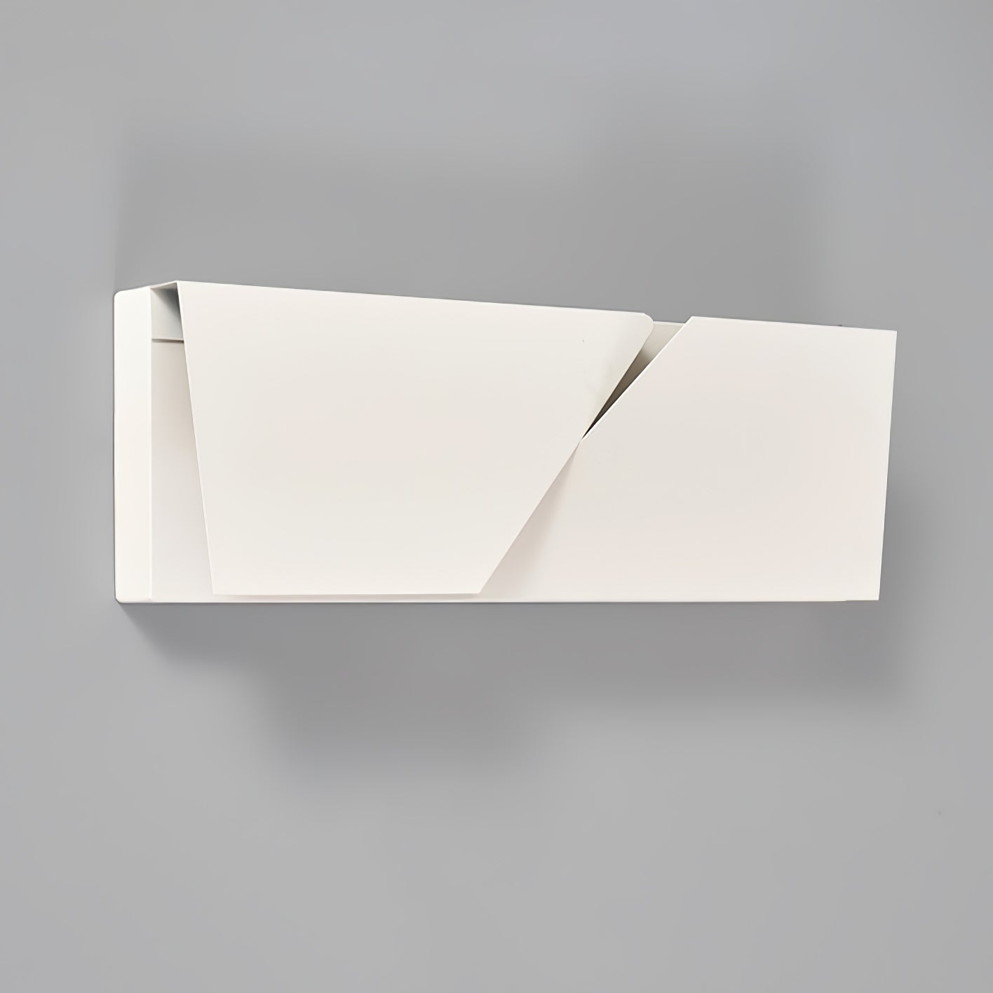 Deloza Shadows Rechargeable Grand Sconce Wall lamp