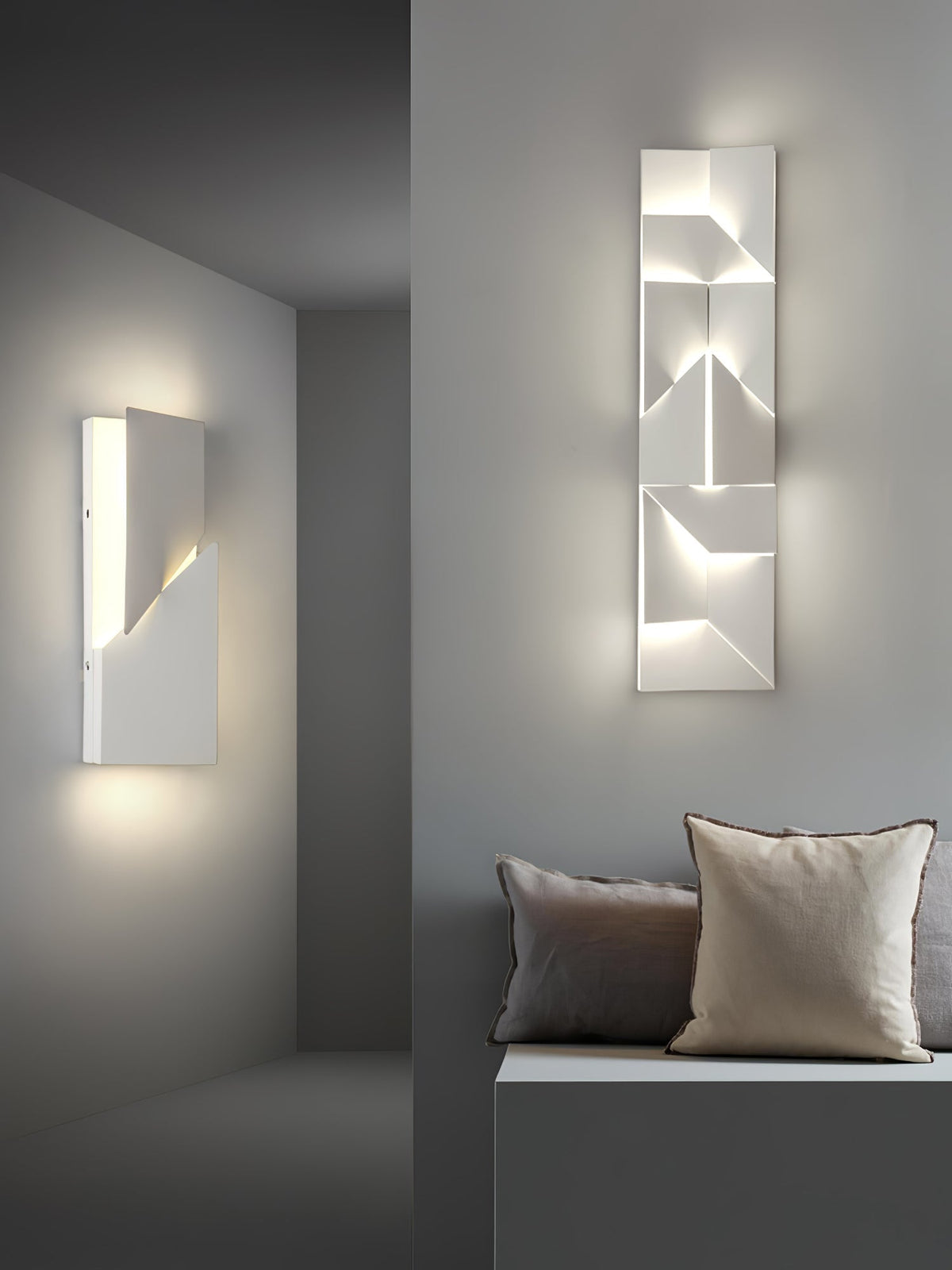 Wynor Shadows Grand Sconce Wall Lamp