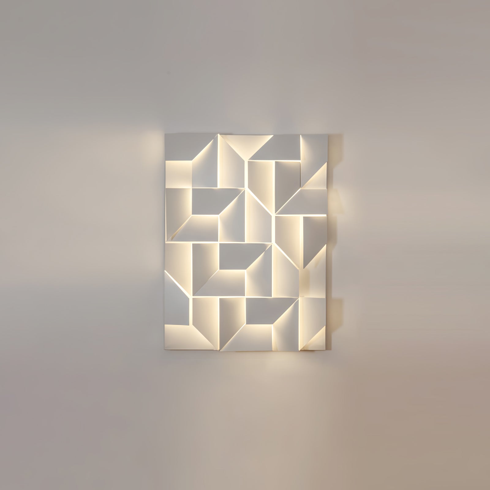 Wynor Shadows Grand Sconce Wall Lamp