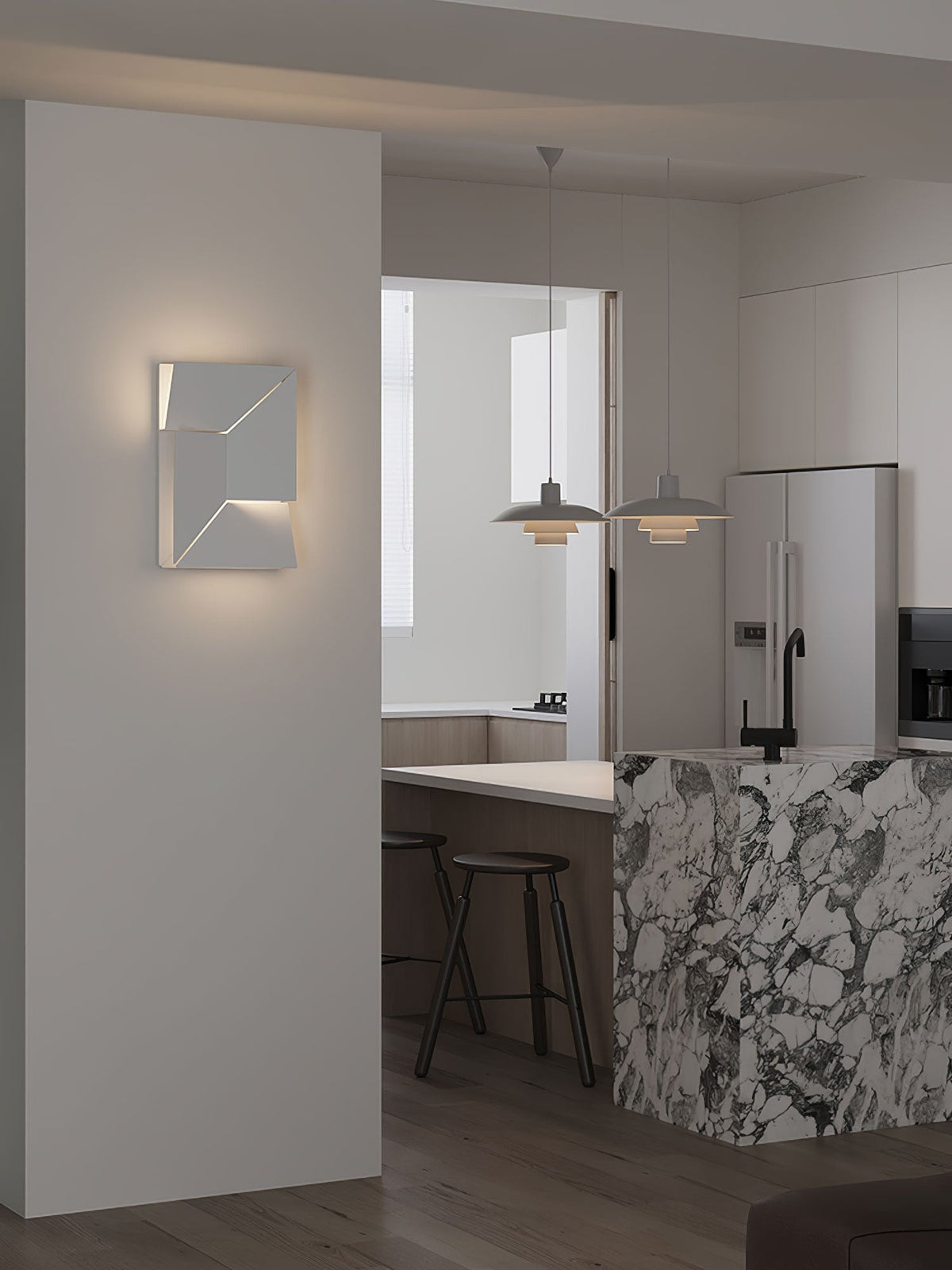 Deloza Shadows Rechargeable Grand Sconce Wall lamp