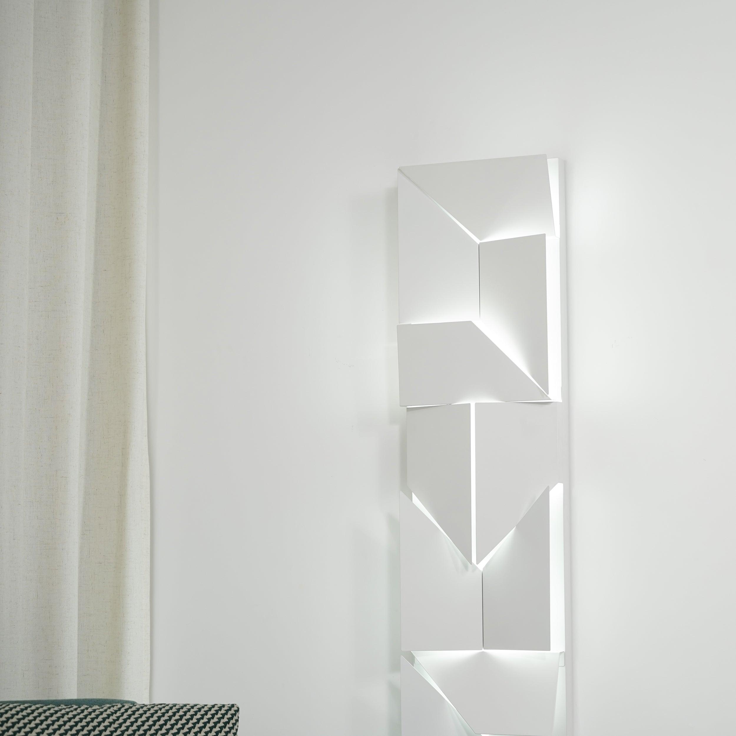 Deloza Shadows Rechargeable Grand Sconce Wall lamp