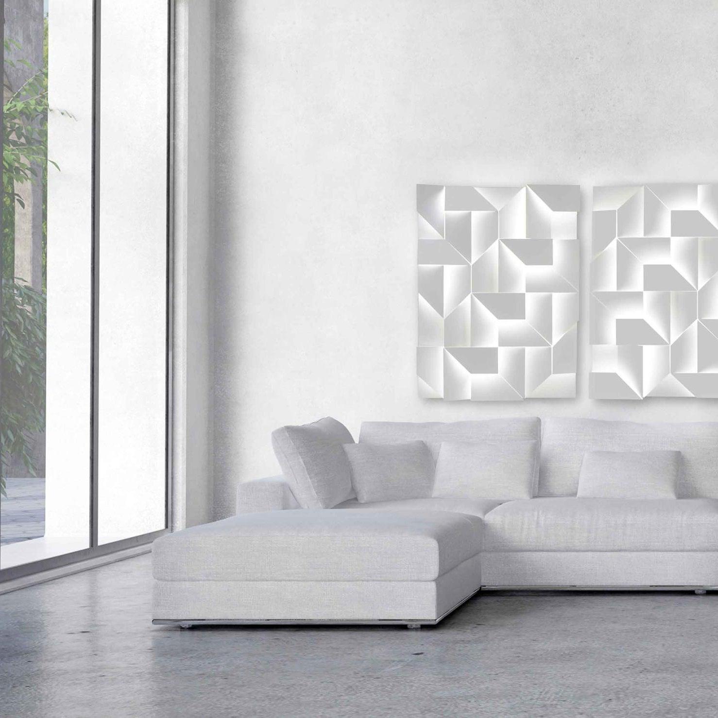 Wynor Shadows Grand Sconce Wall Lamp