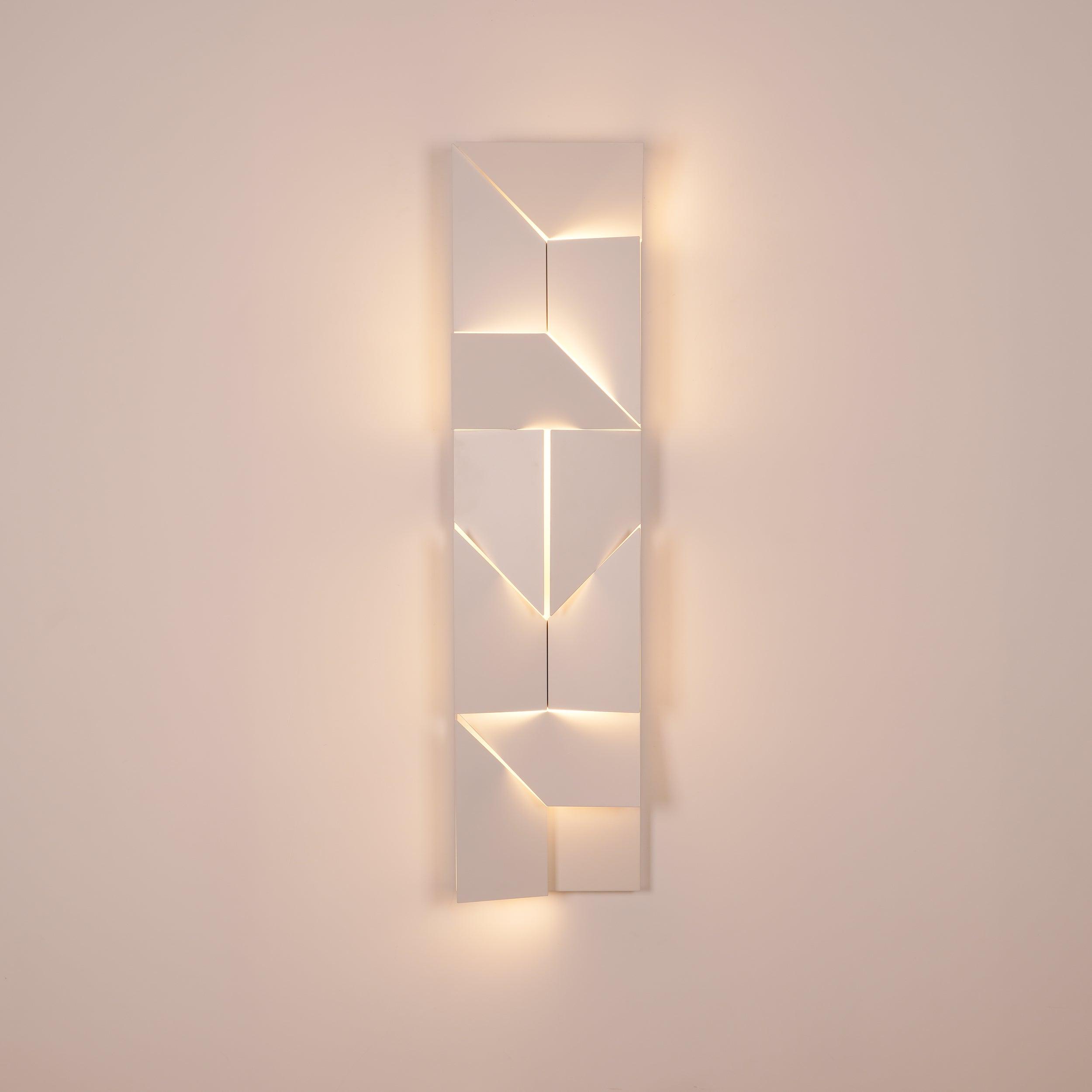 Wynor Shadows Grand Sconce Wall Lamp