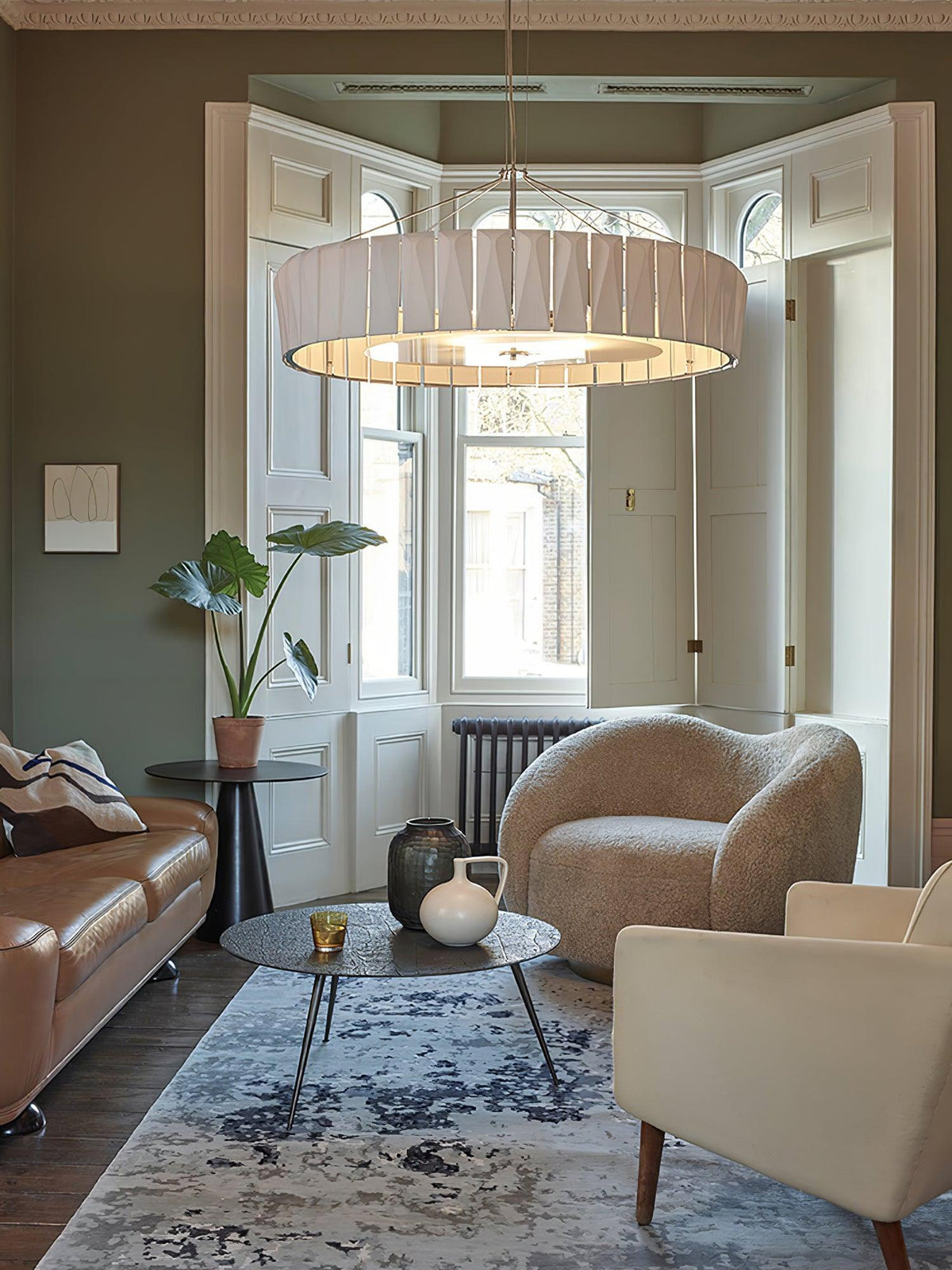 Vaeliora Ribbed Ceramic Pendant Light