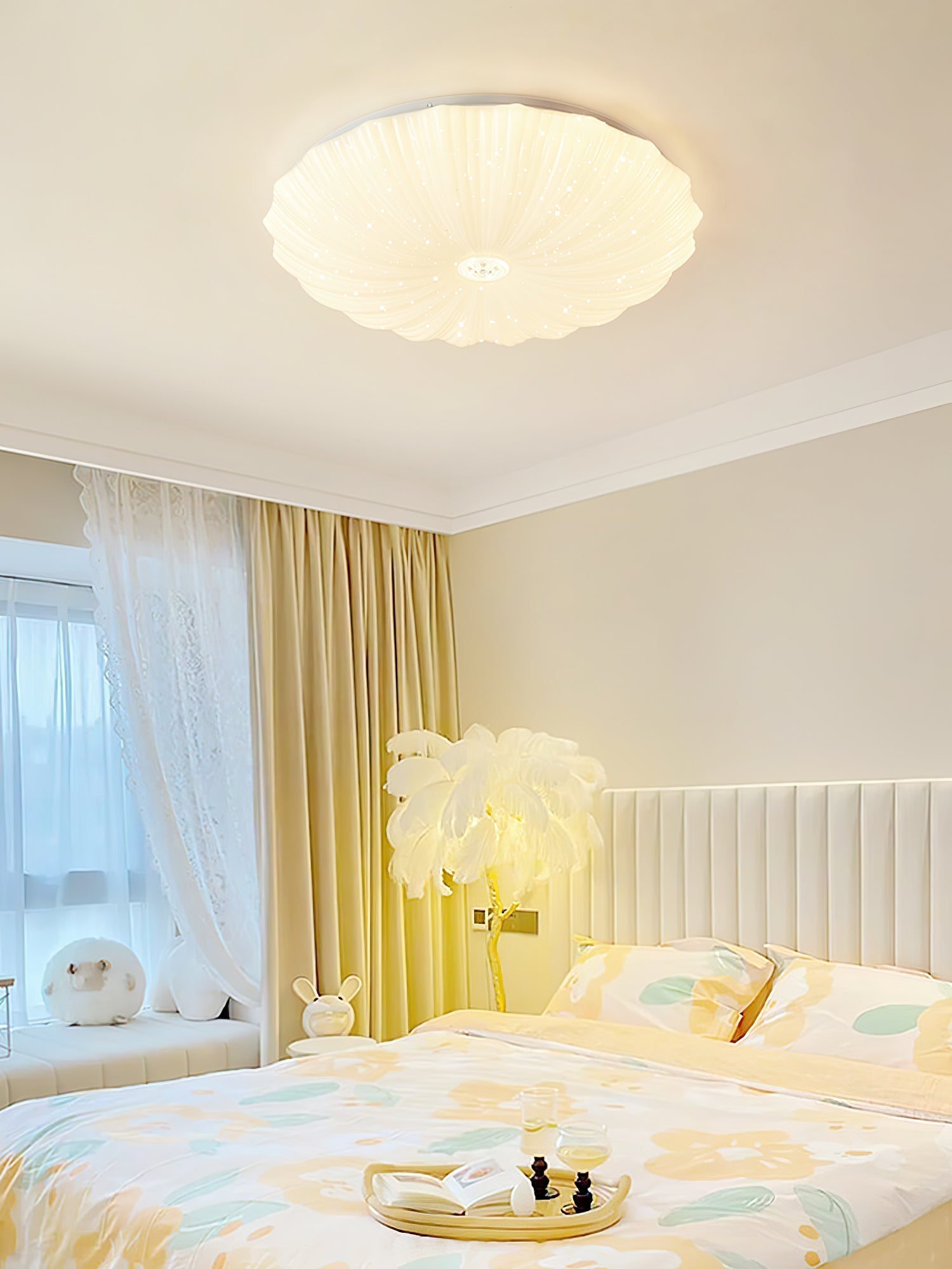 Coloria Nordic Art Shell Round Ceiling Lamp - Neutral Decor
