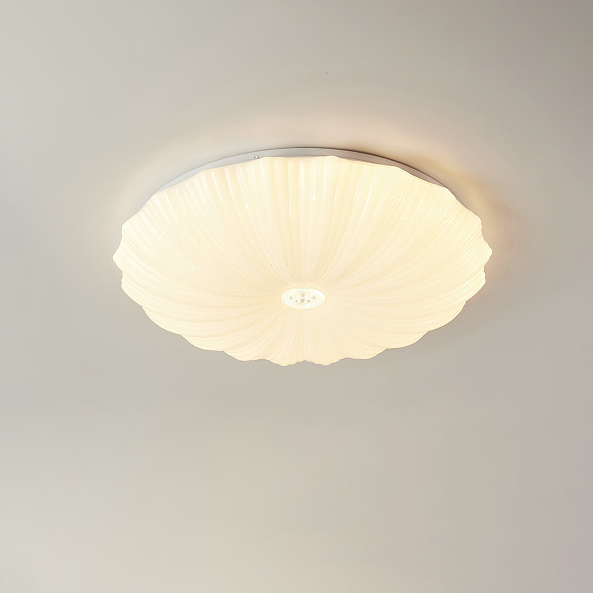 Maraira Nordic Art Shell Round Ceiling Lamp