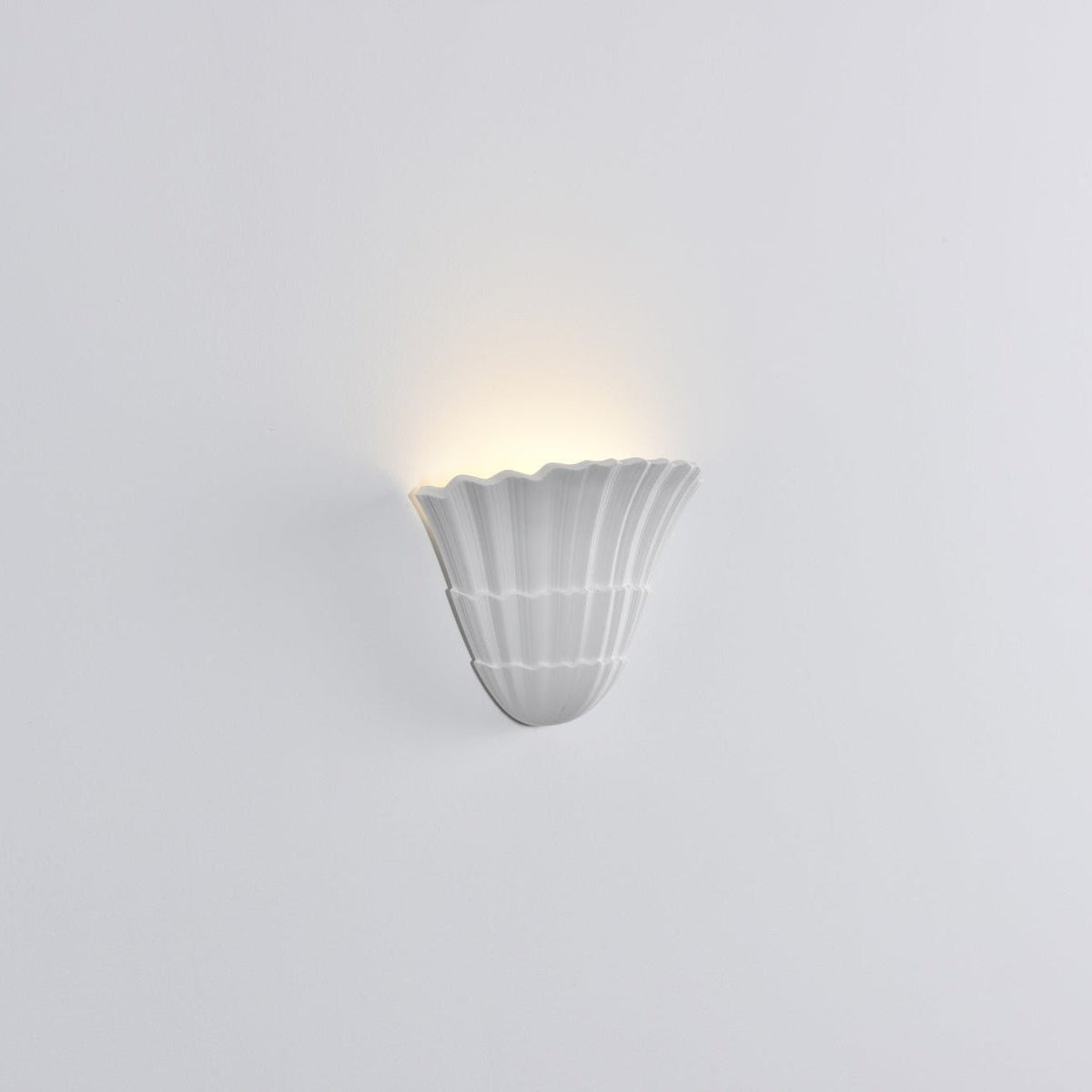 Selirelle Modern Wall Lamp