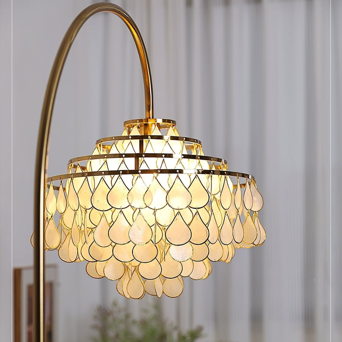 Emily Luxury Shell Floor Lamp