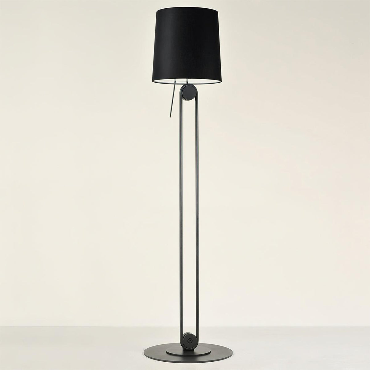 Zarina Minimalist Fabric Floor Lamp