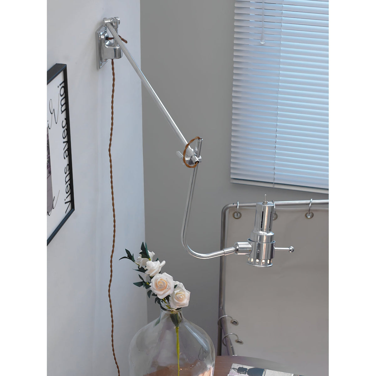Viraiira Wall Lamp
