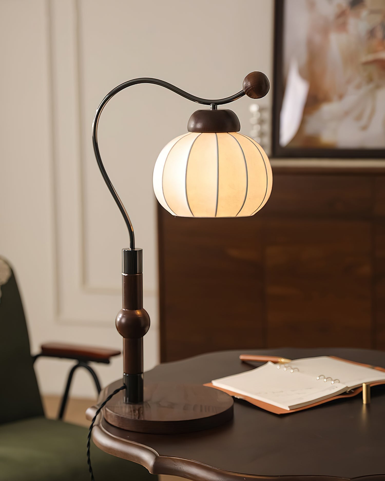 Zyran Silk Wood Retro Table Lamp