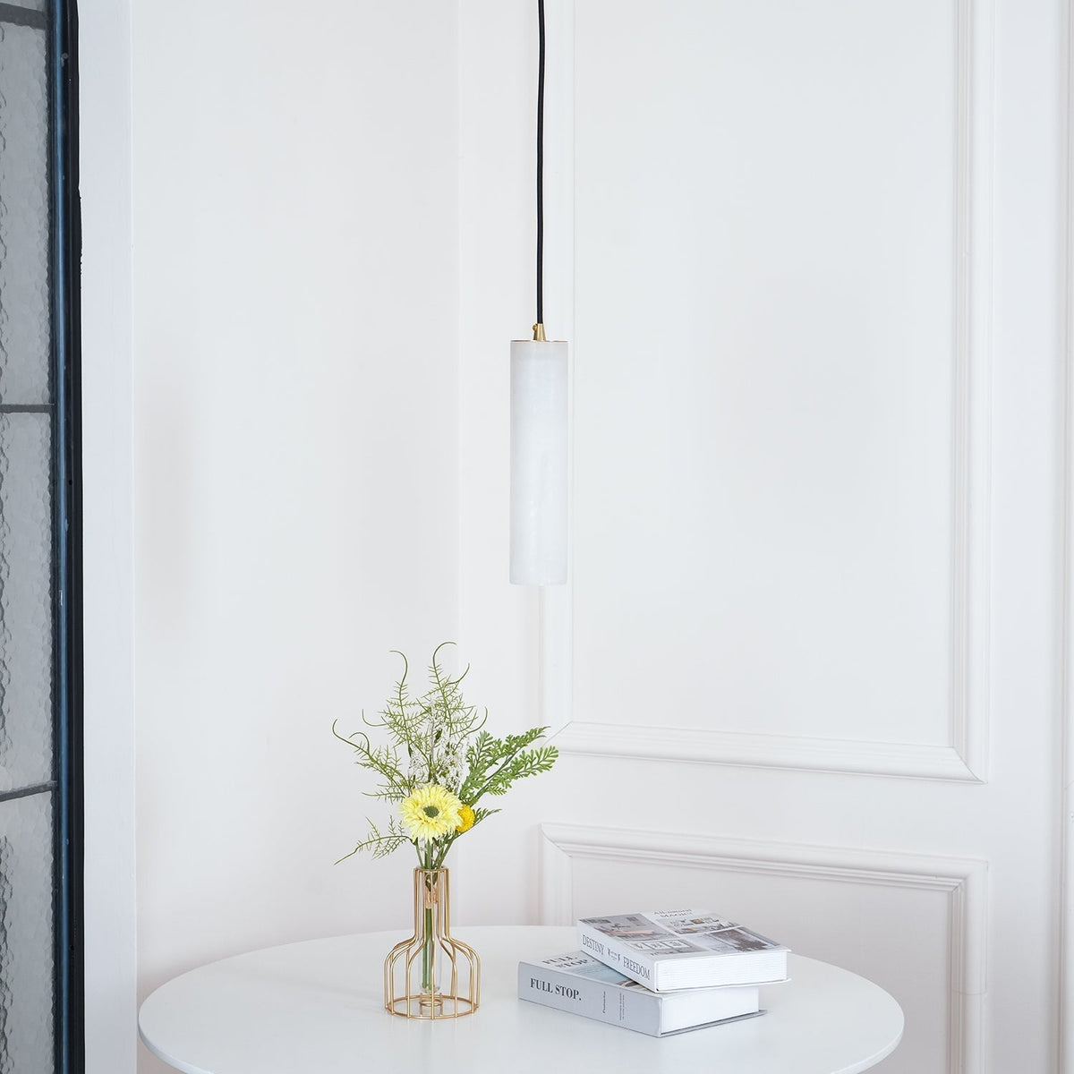 Lunexi Cluster Alabaster Pendant Light