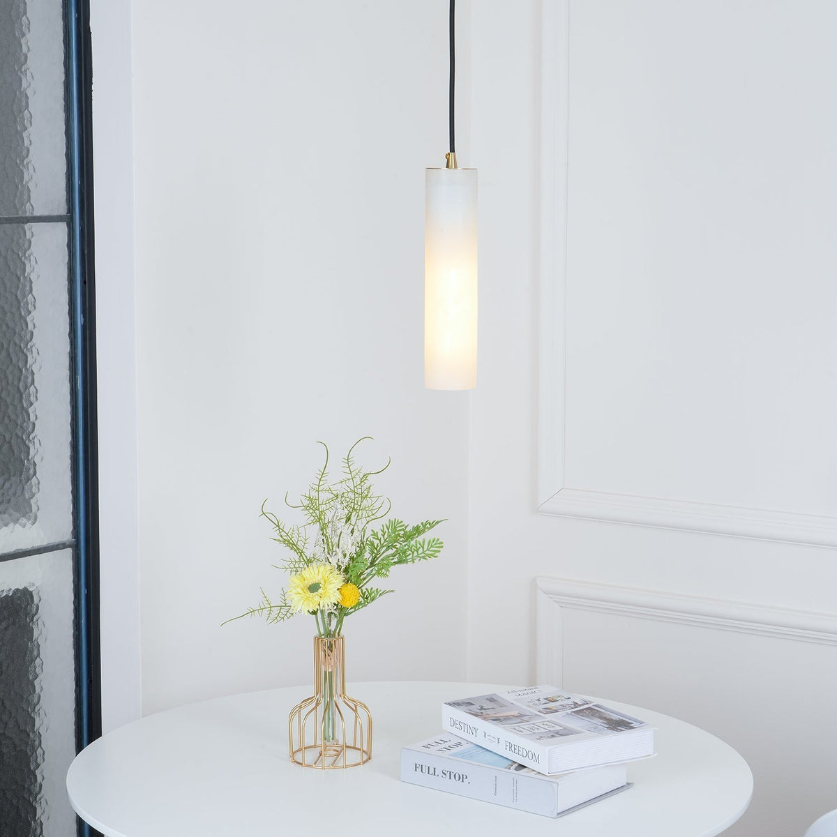 Lunexi Cluster Alabaster Pendant Light