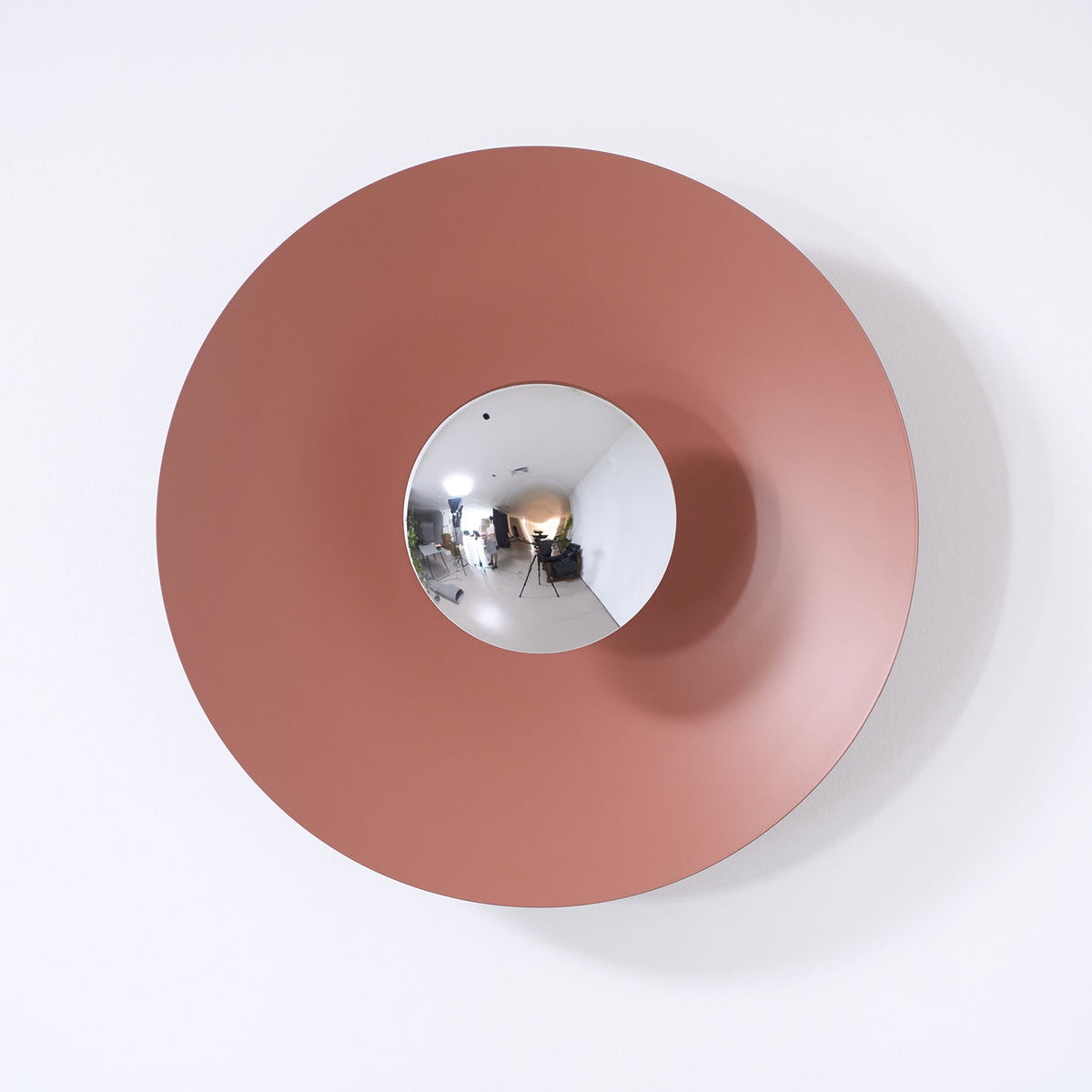 Xevan Elegance Simplicity Glow Wall Light