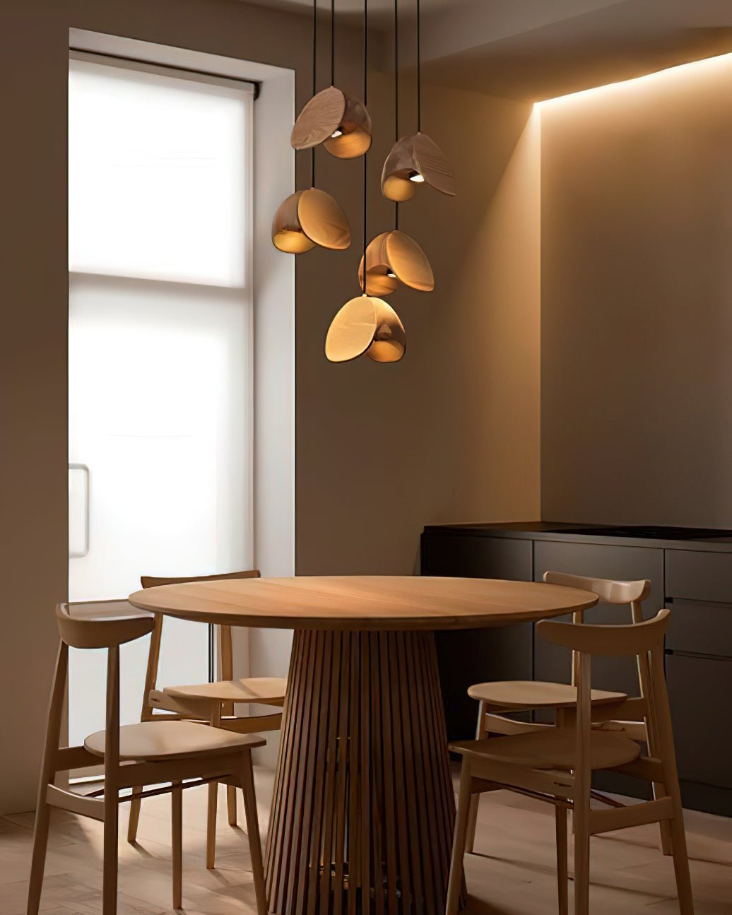 Elmiren Cluster Wood Pendant Light