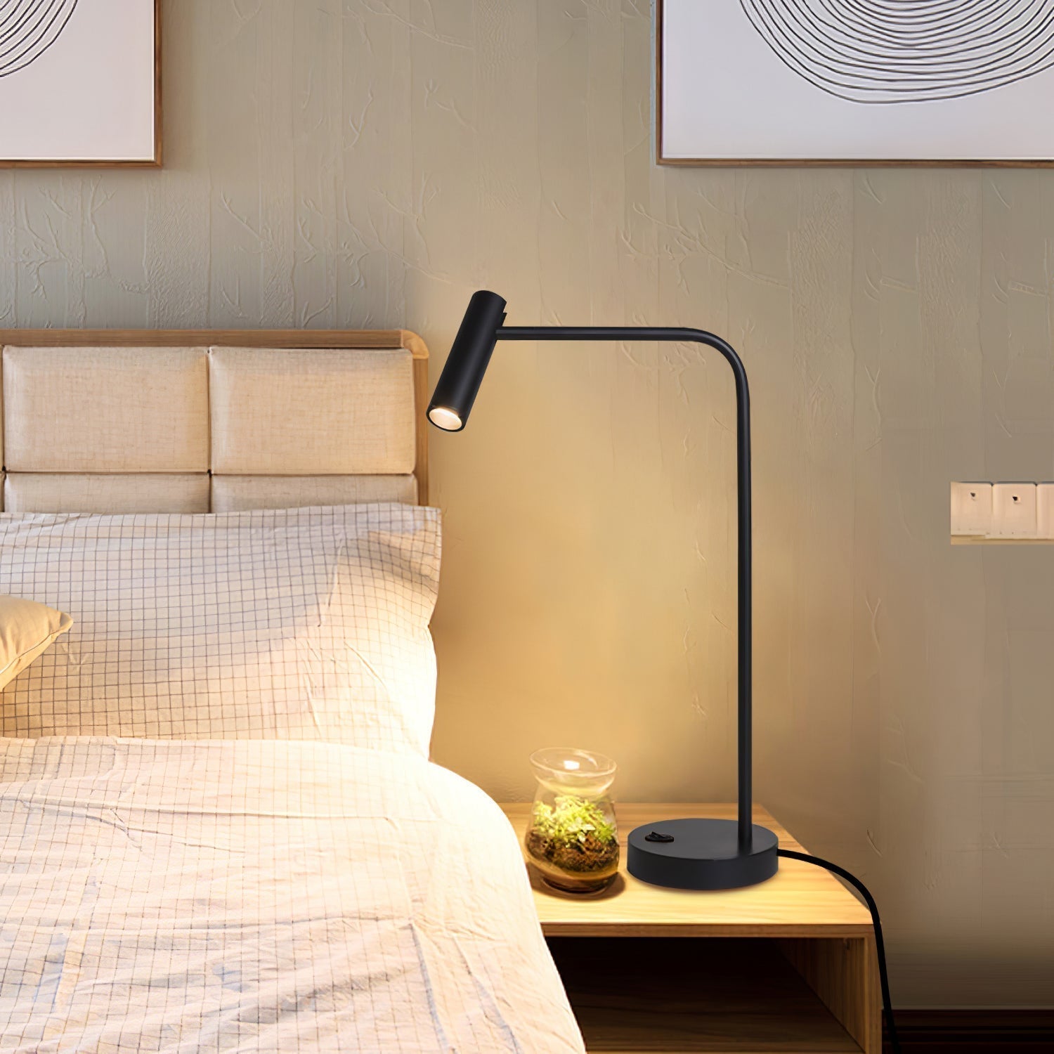 Lumice Miniamlist Table Lamp