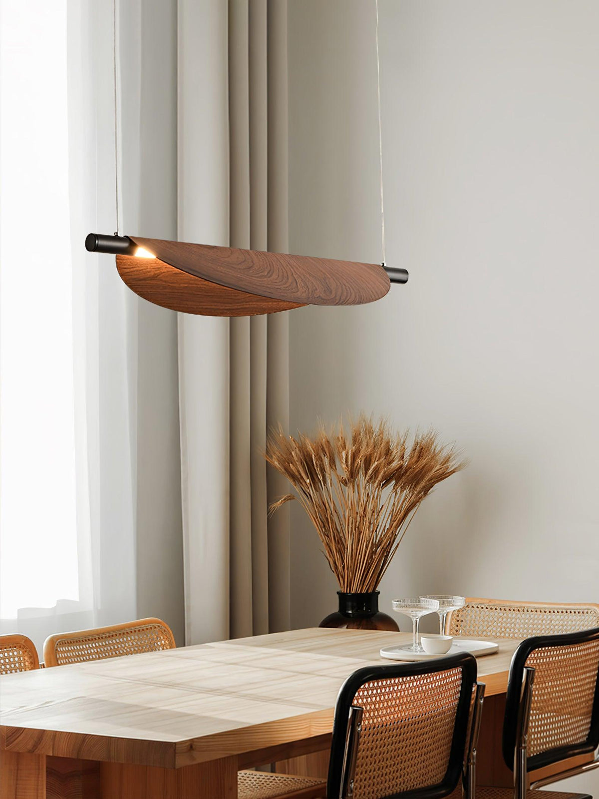 Uolvin Modern Minimalist Pendant Lamp
