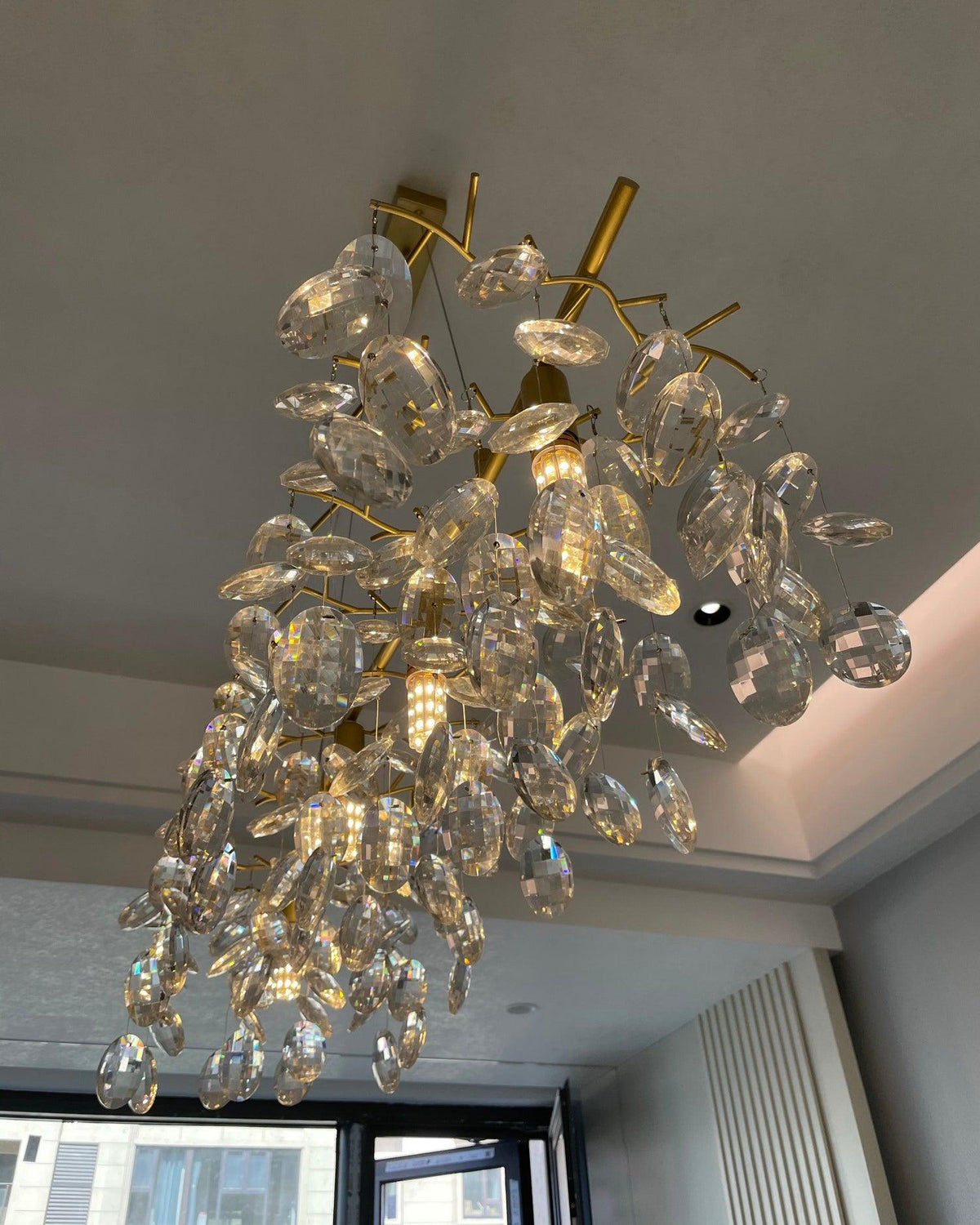 Luxirian Chandelier Crystal Branch Gold LED