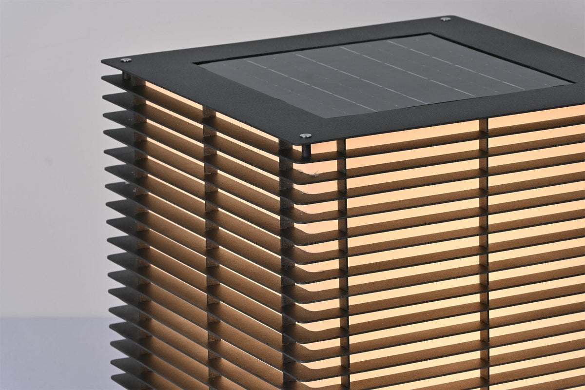 Eryon Solar Grid Outdoor Light