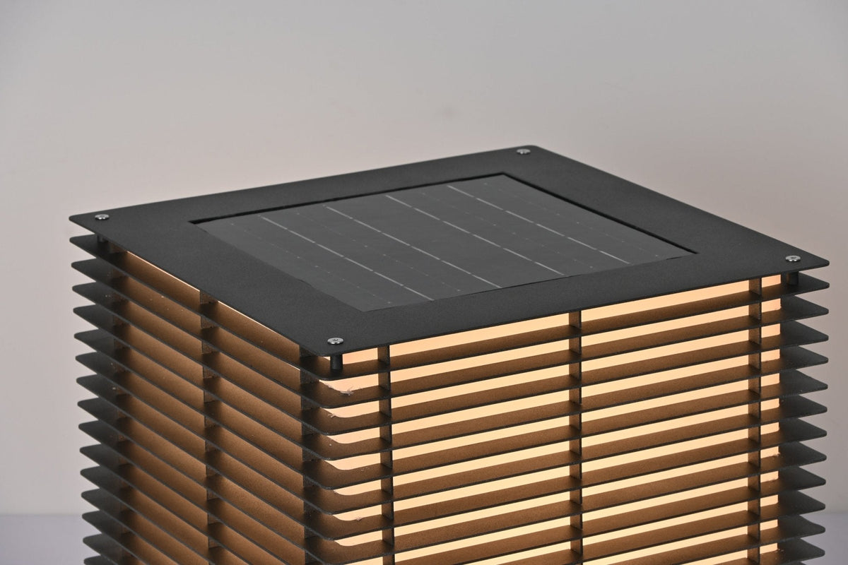 Eryon Solar Grid Outdoor Light