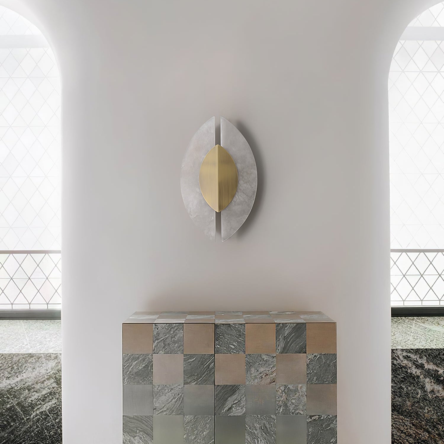 Avenanise Alabaster Wall Light