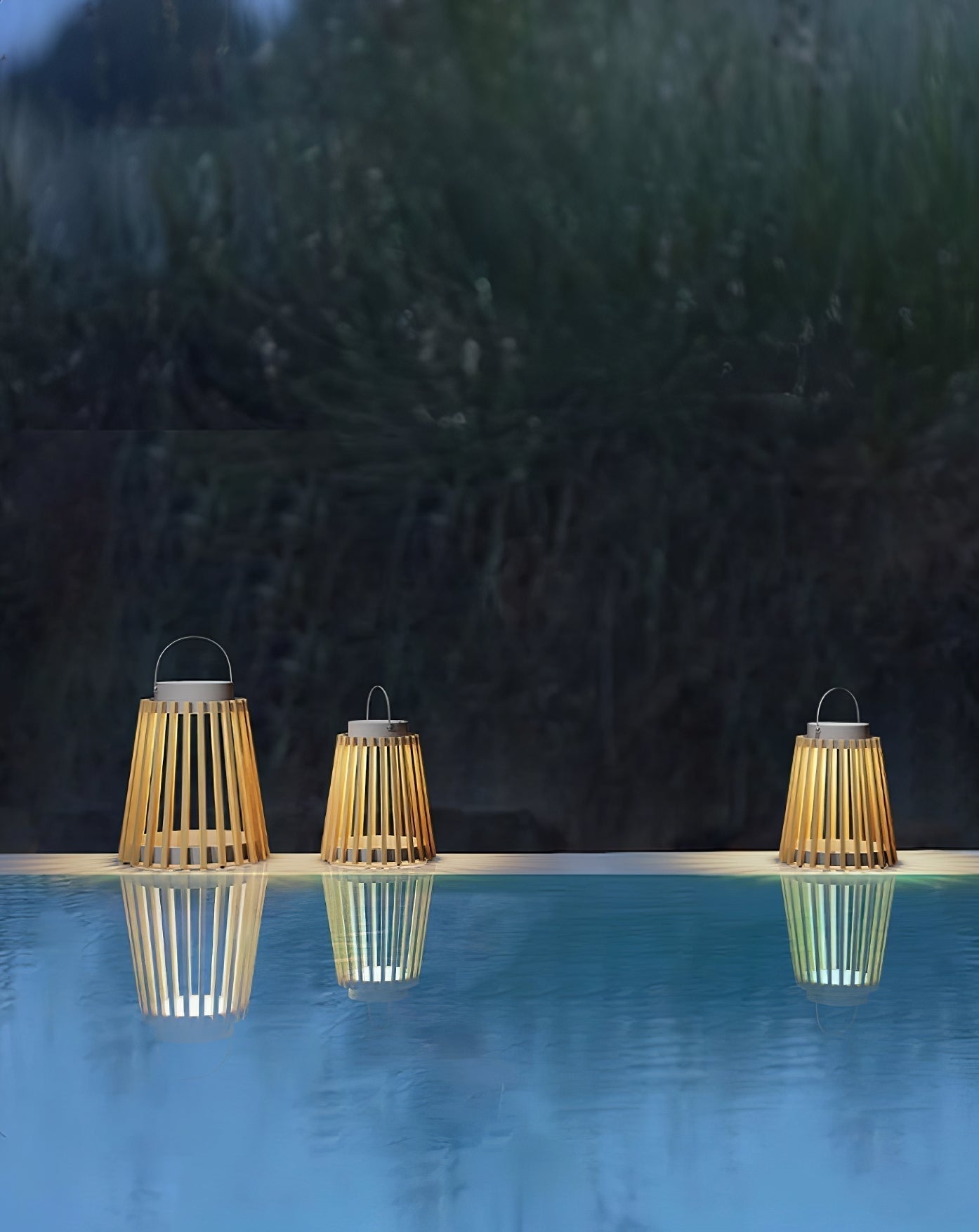 Hopt Solar Outdoor Lantern Lamp