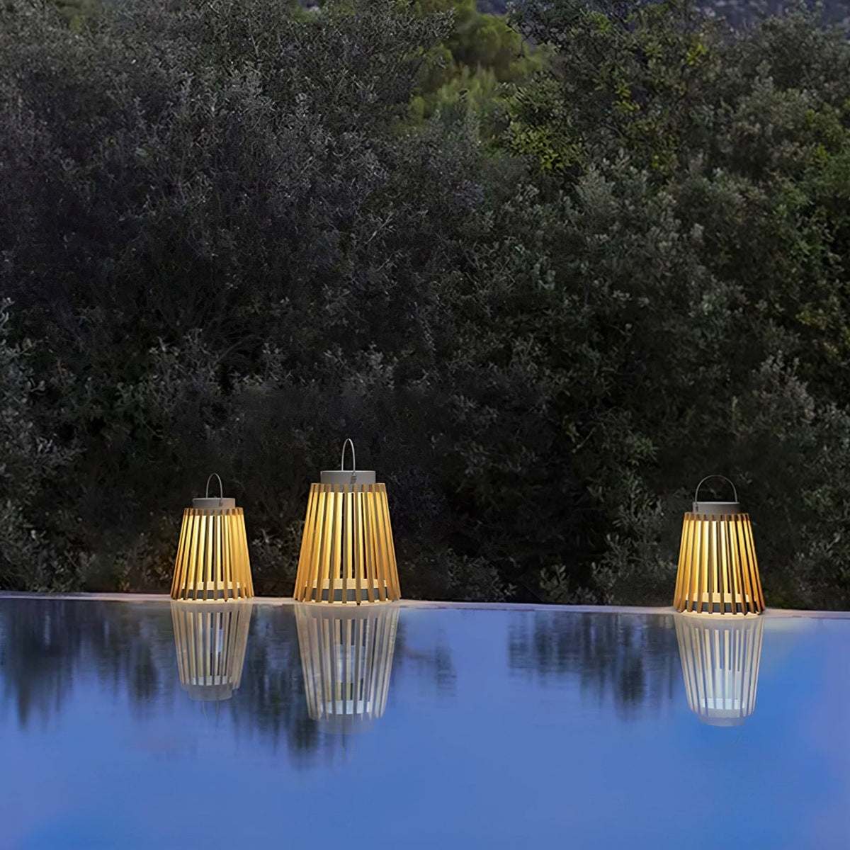 Hopt Solar Outdoor Lantern Lamp