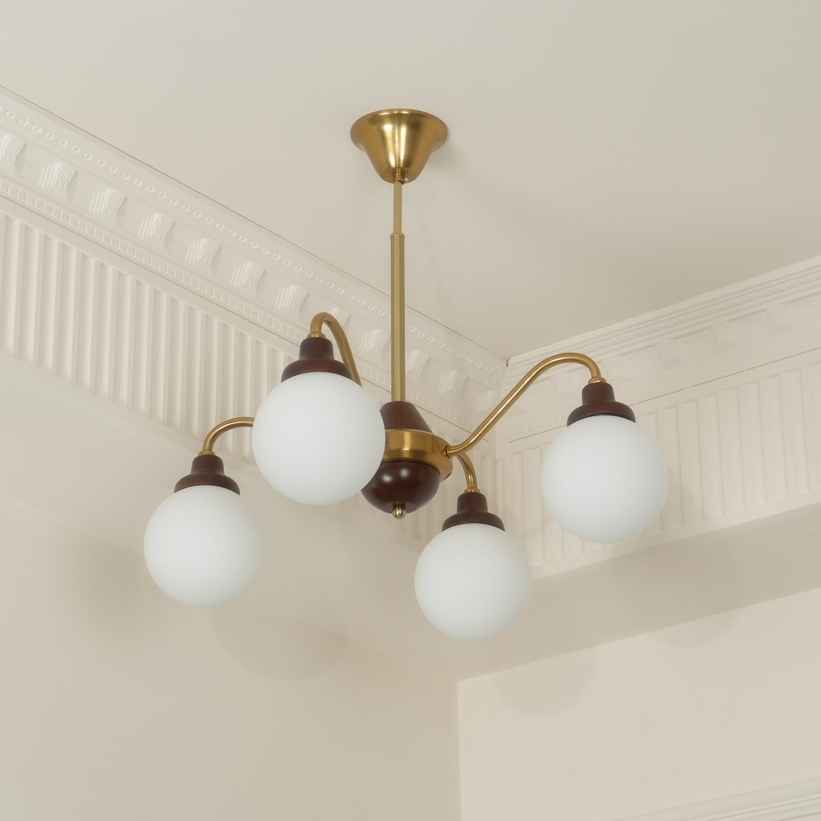 Lioranora Fashion Glass Chandelier