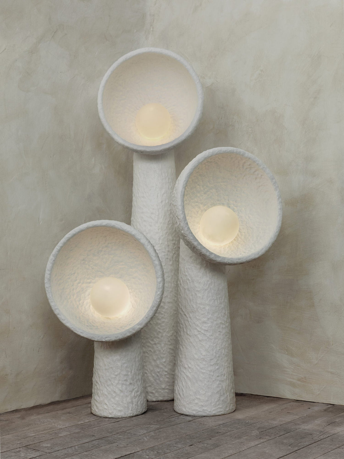 Arliris Concrete Table Lamp