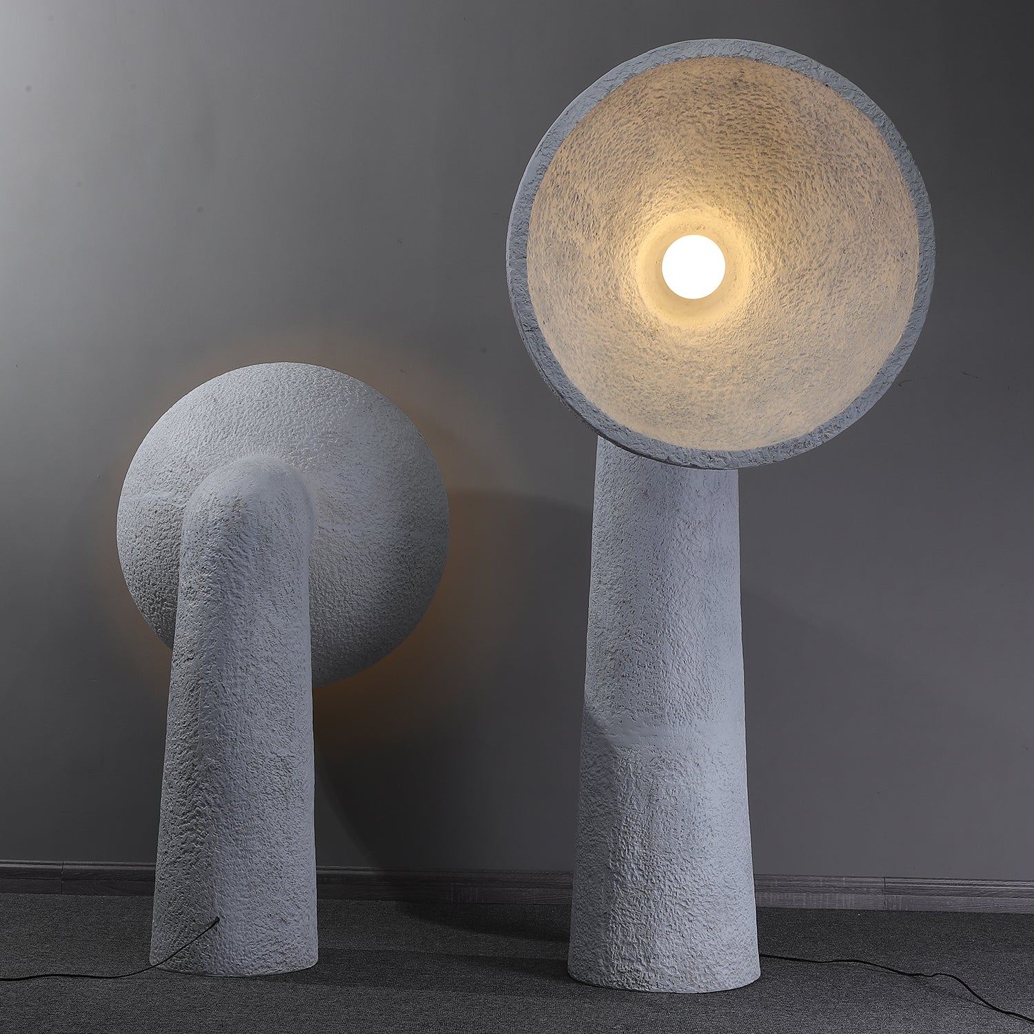 Arliris Concrete Table Lamp