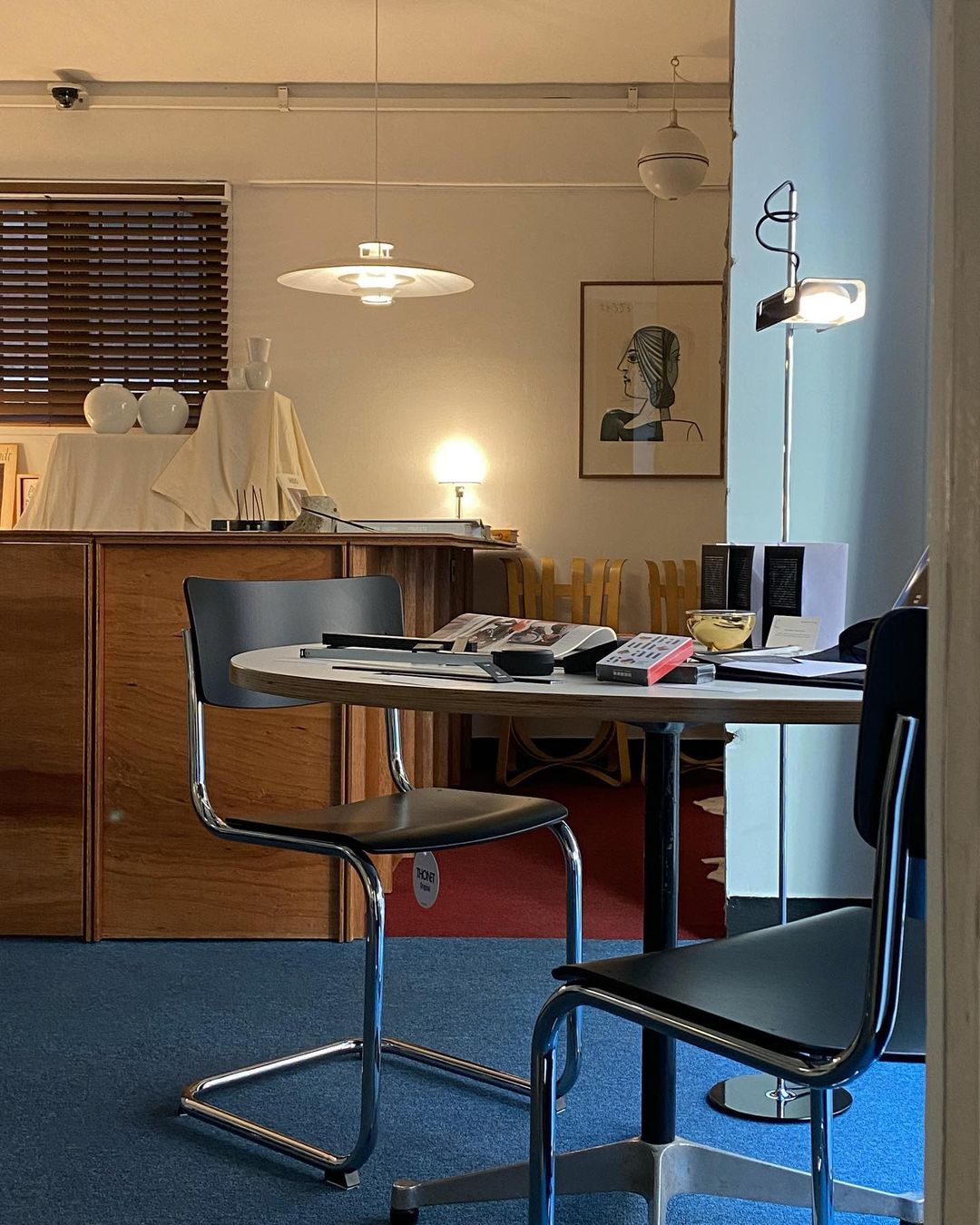 Merven Minimalist Floor Lamp