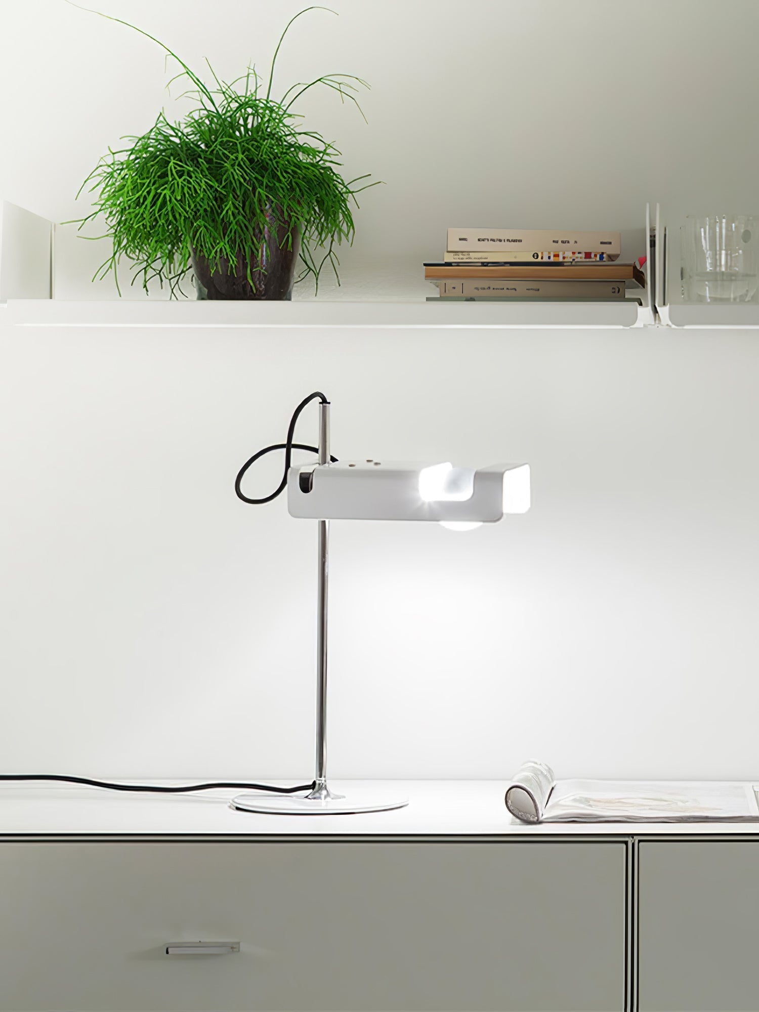 Lumousin Futuristic Table Lamp