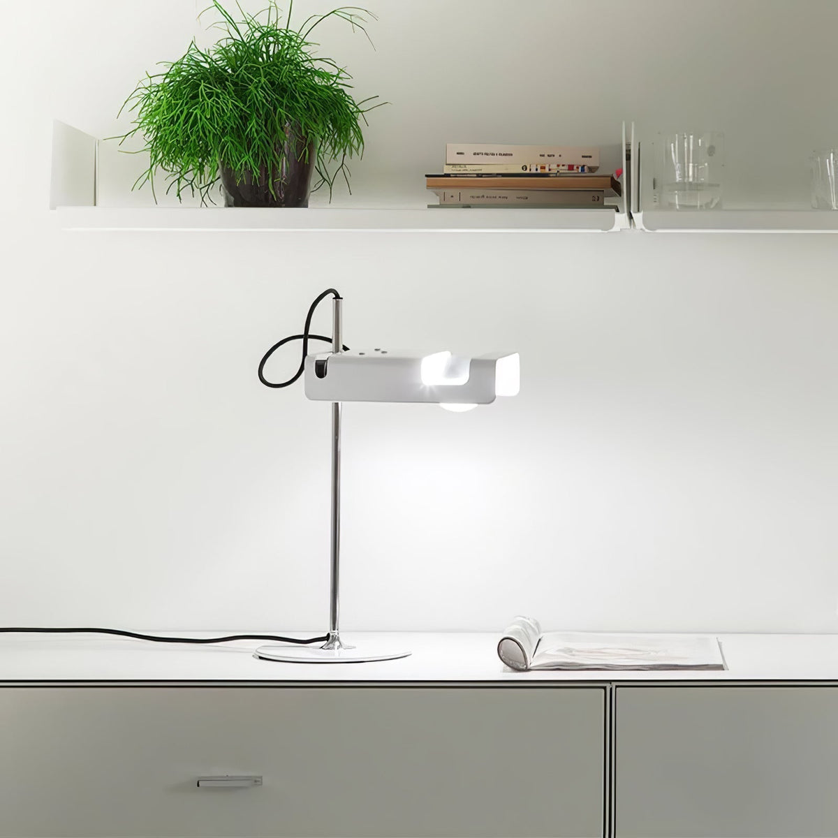Lumousin Futuristic Table Lamp