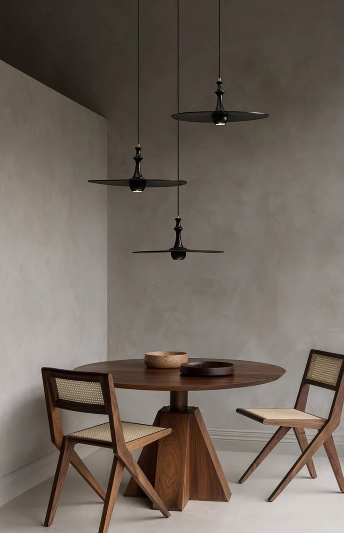 Syrinyra Sculptural Wood Disc Pendant Light