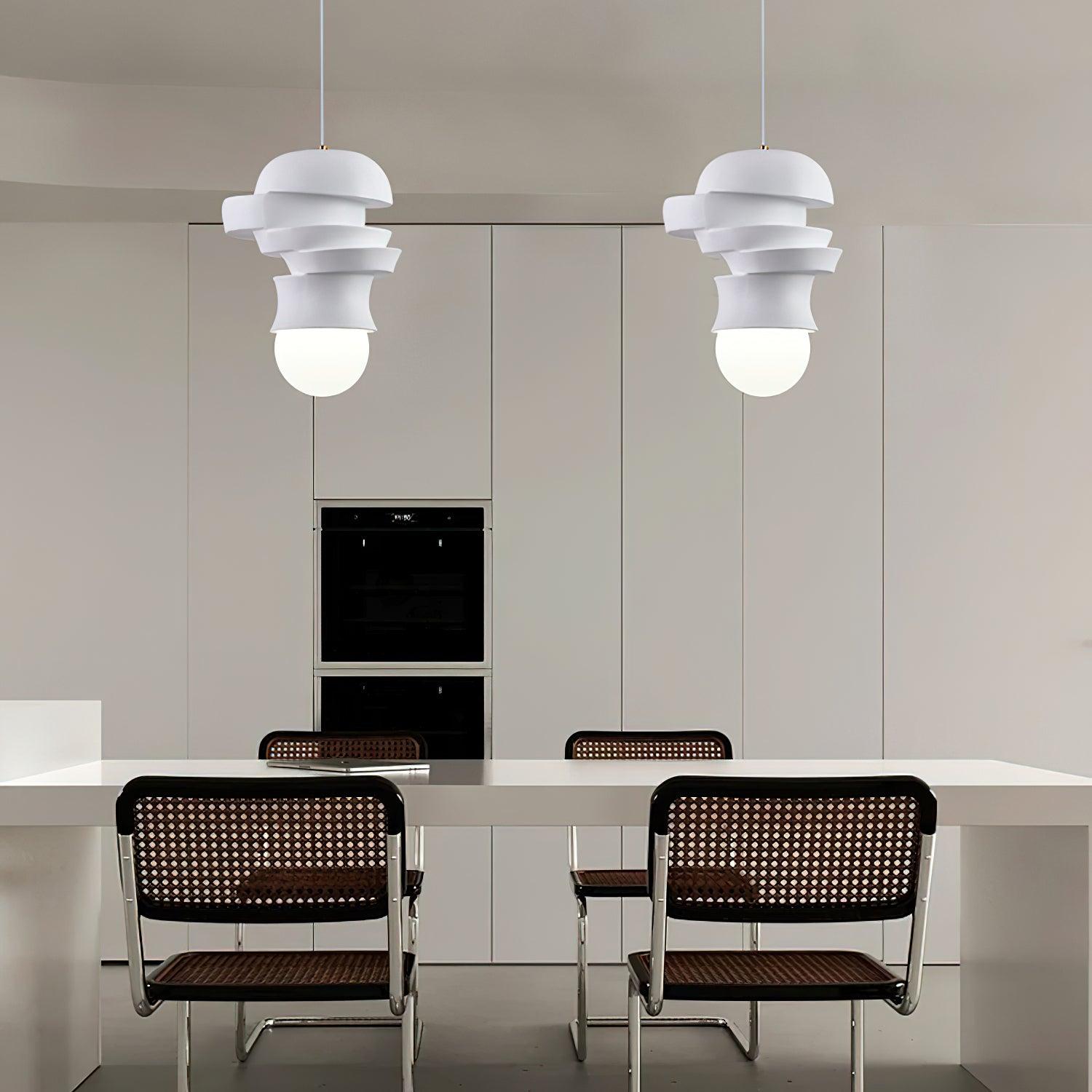 Tyev Individual Creativity Resin Glass Pendant Lamp