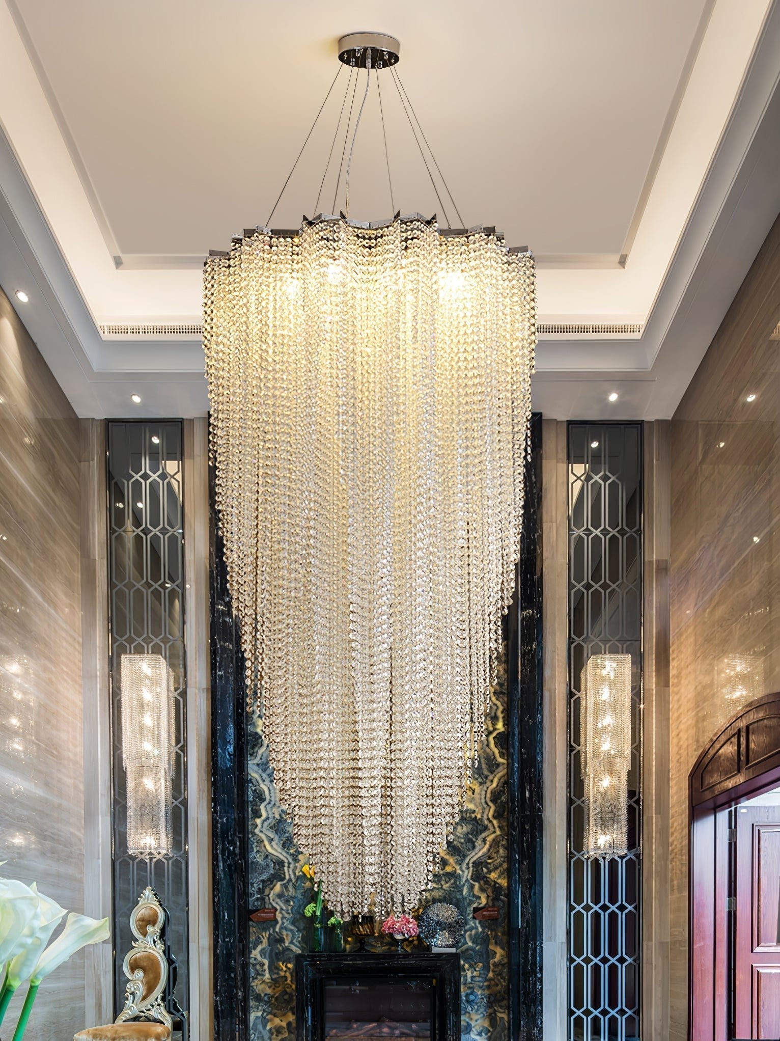 Zashayra Crystal Column Chandelier