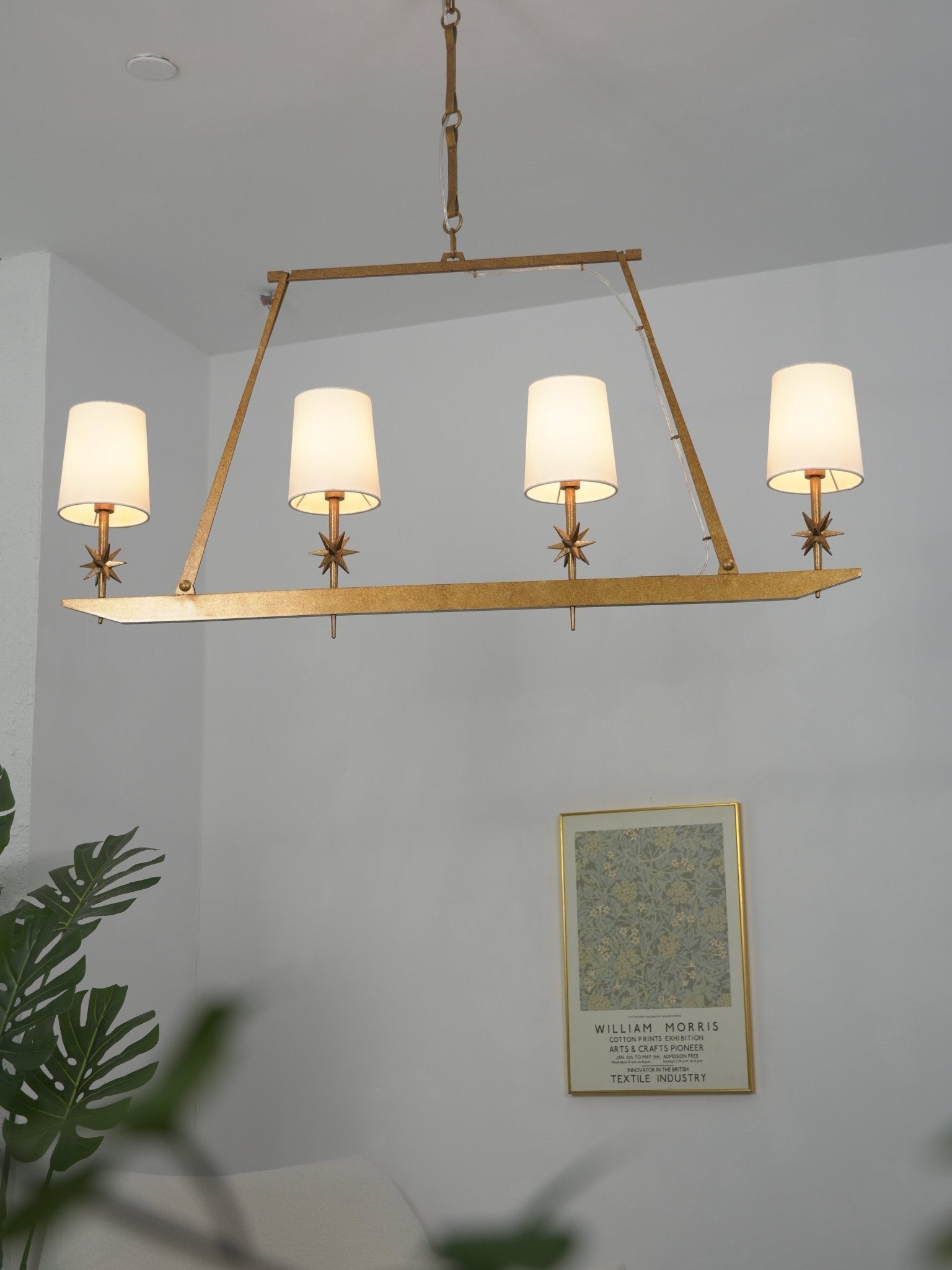 Lynve Brass Elegant Stellar Linear Chandelier