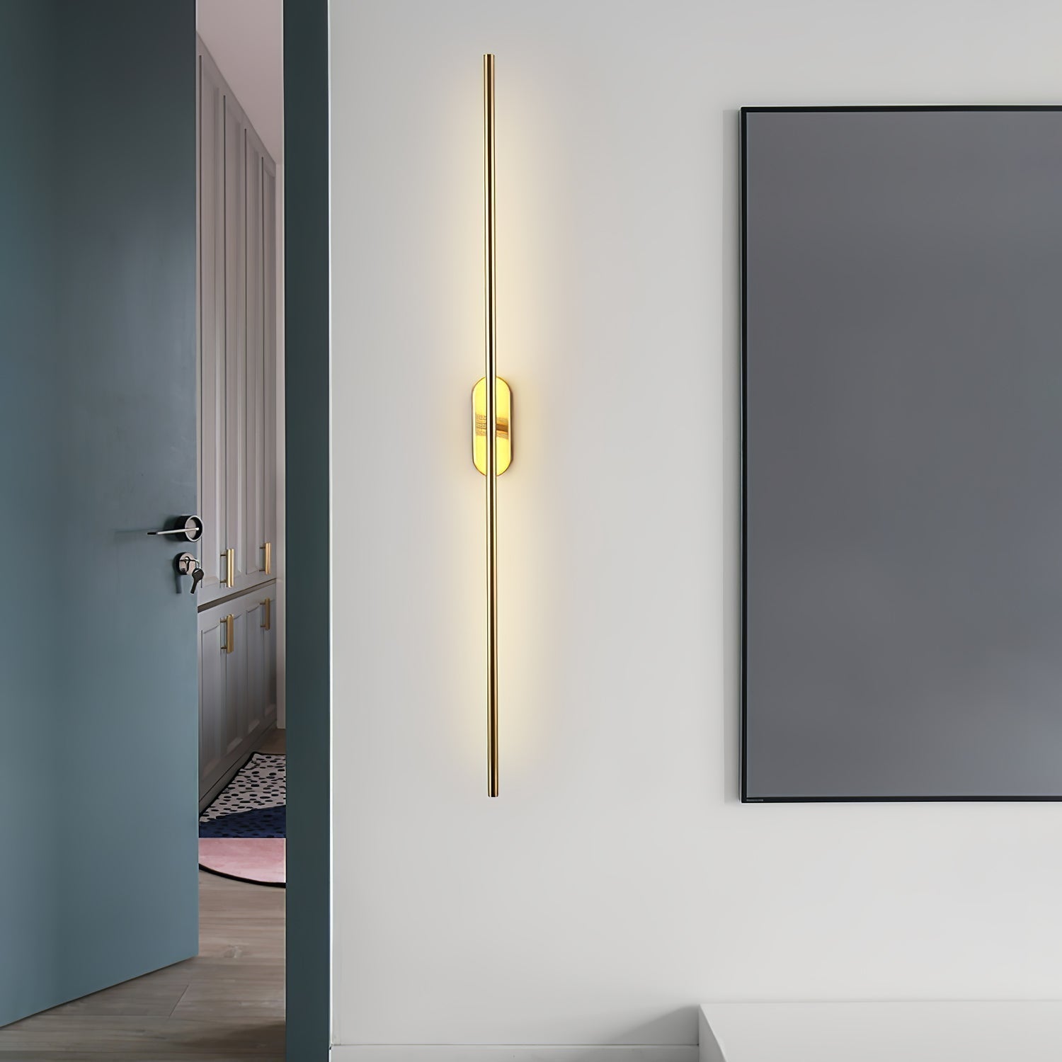 Marissa Stick Shaped Brass Sconce Wall lamp