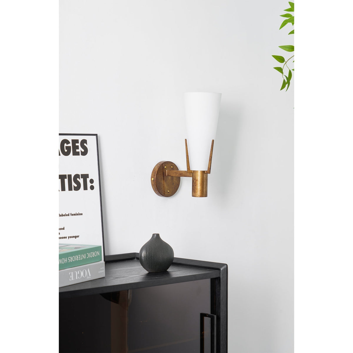 Vatalel Wall Lamp