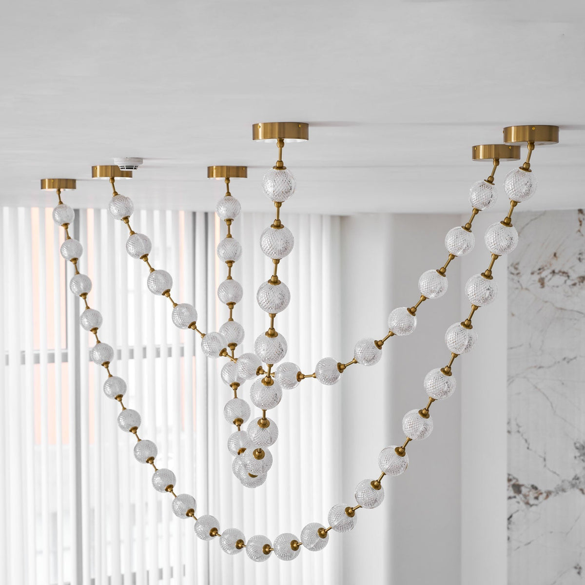 Lindencourt Strand Necklace Chandelier