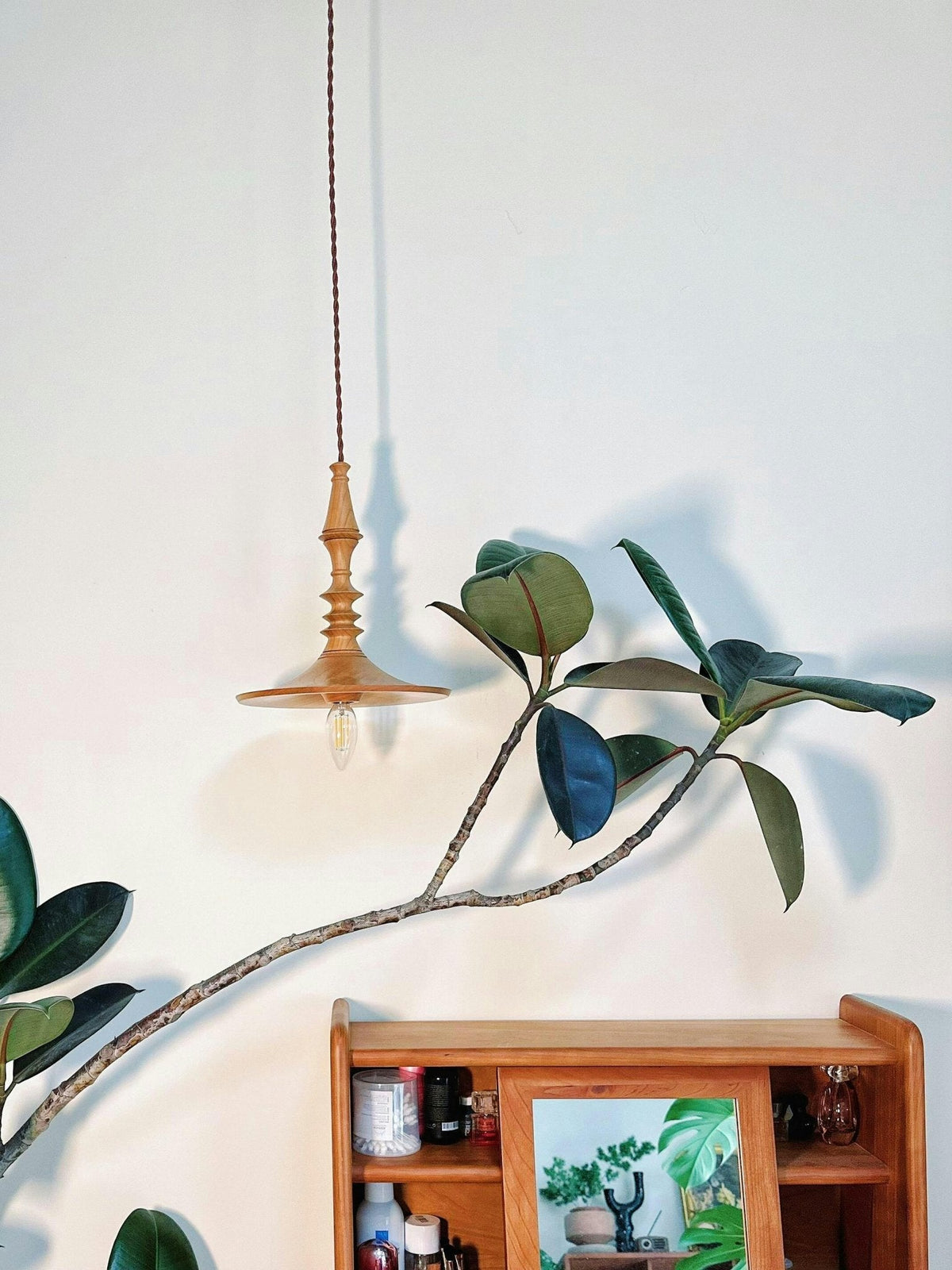Tessira Wood Industrial Pendant Lamp