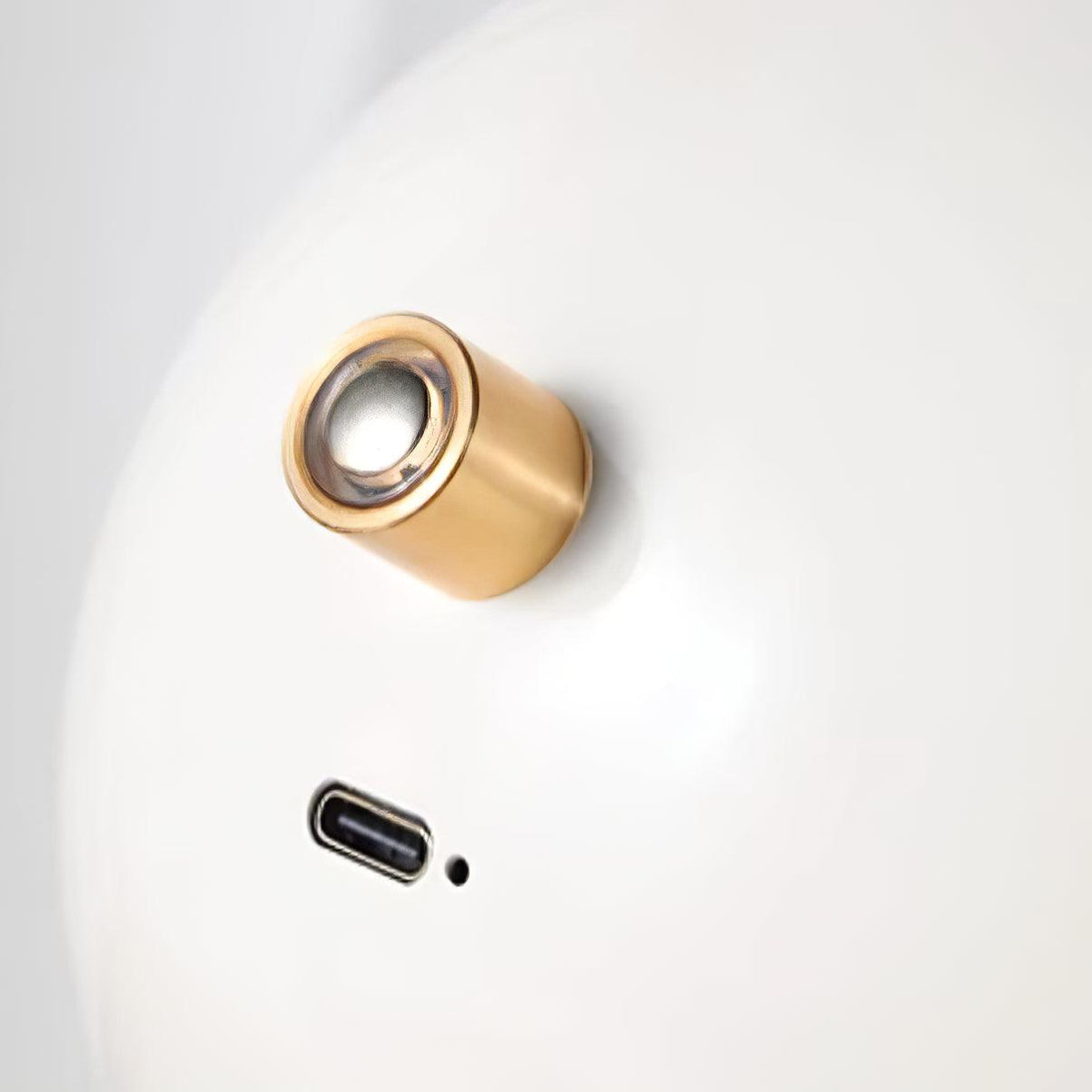 Ulsken Acrylic Minimalist Table Lamp