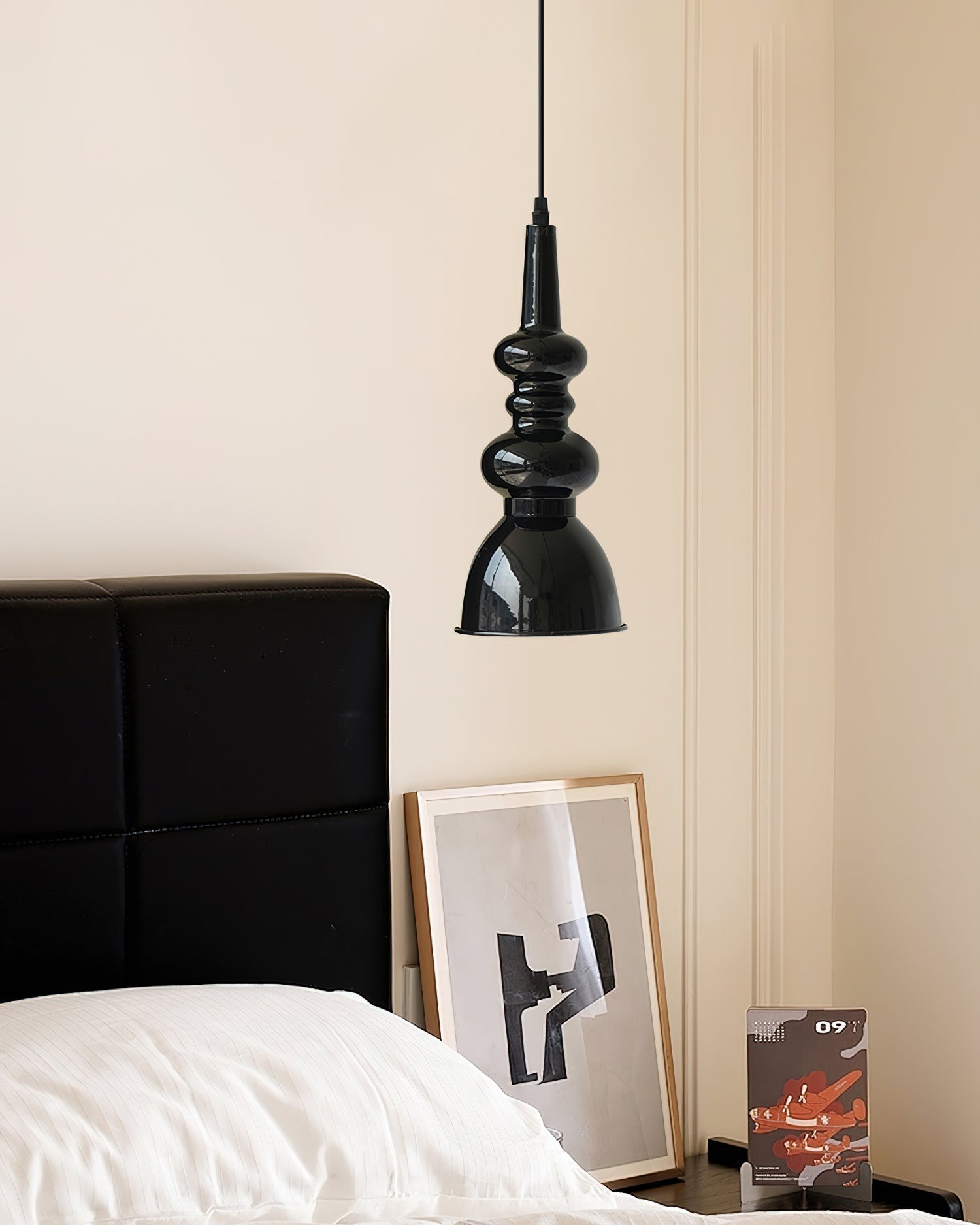 Hven Nordic Art Noir Pendant Light