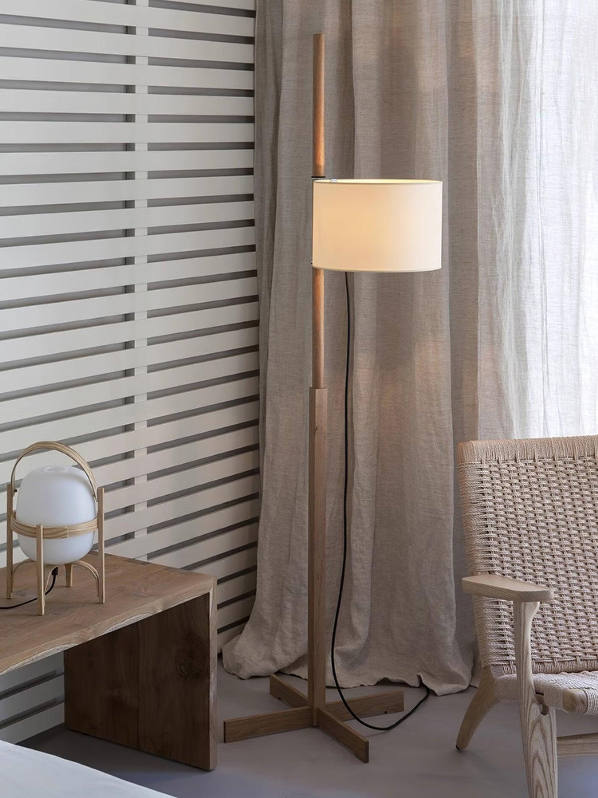 Vindis Wood Fabric Floor Lamp