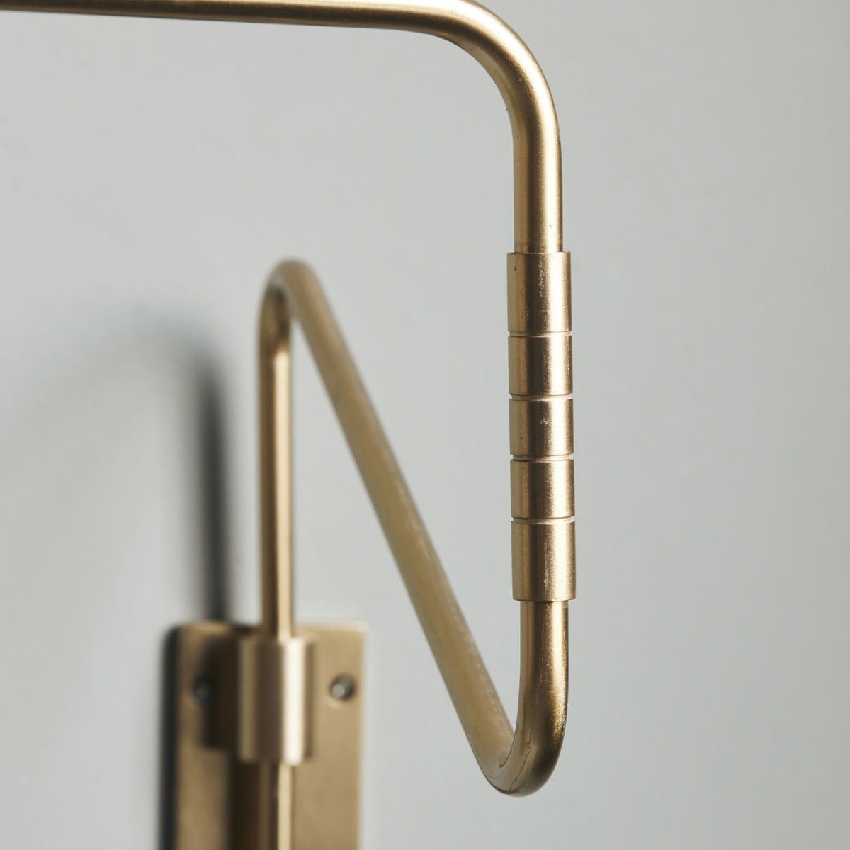 Elsoreth Modern Minimalist Swing Wall Lamp
