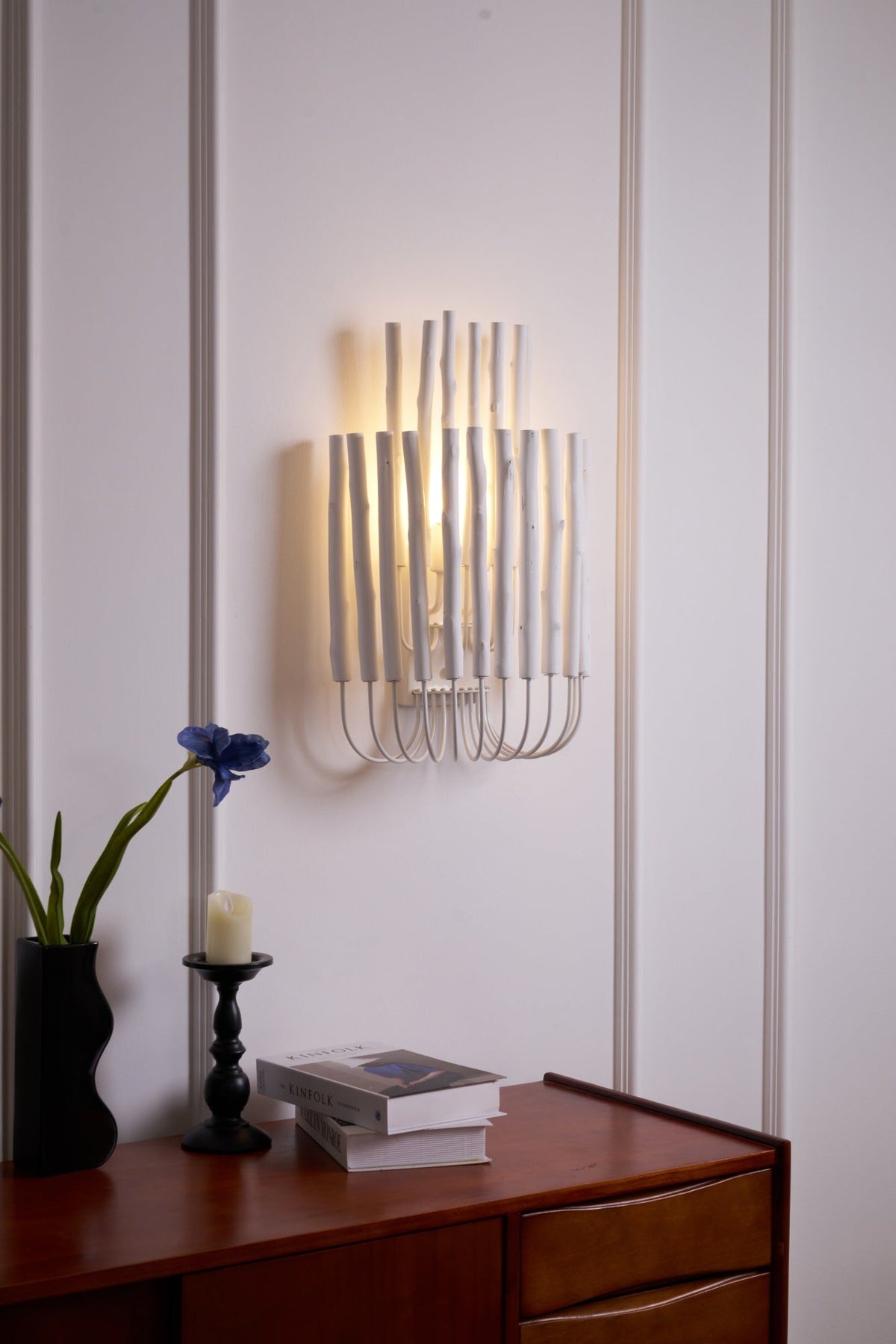 Vasilora Individual Creativity Art Wood Wall Lamp